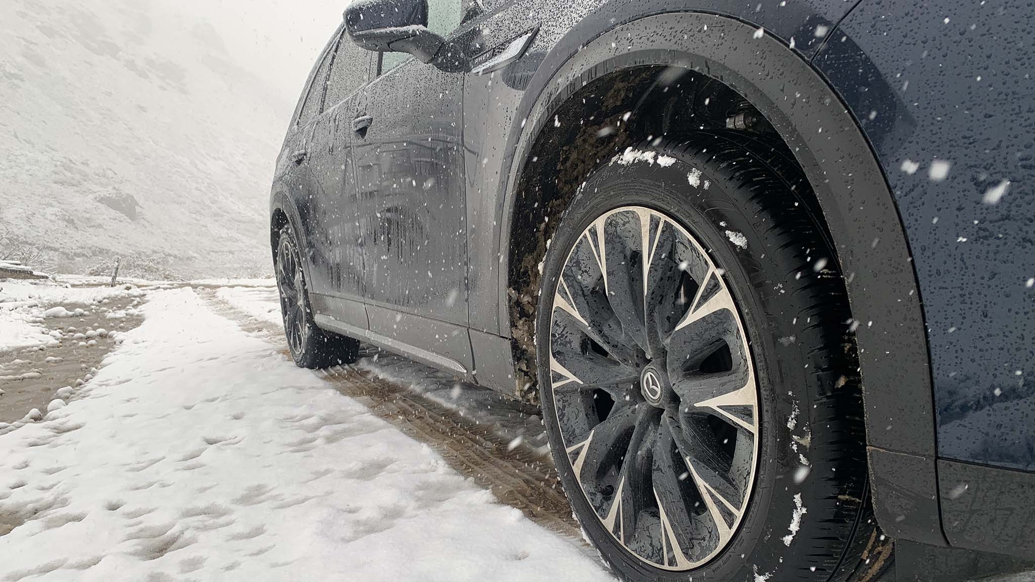 008 2024 mazda cx90 phev wheel