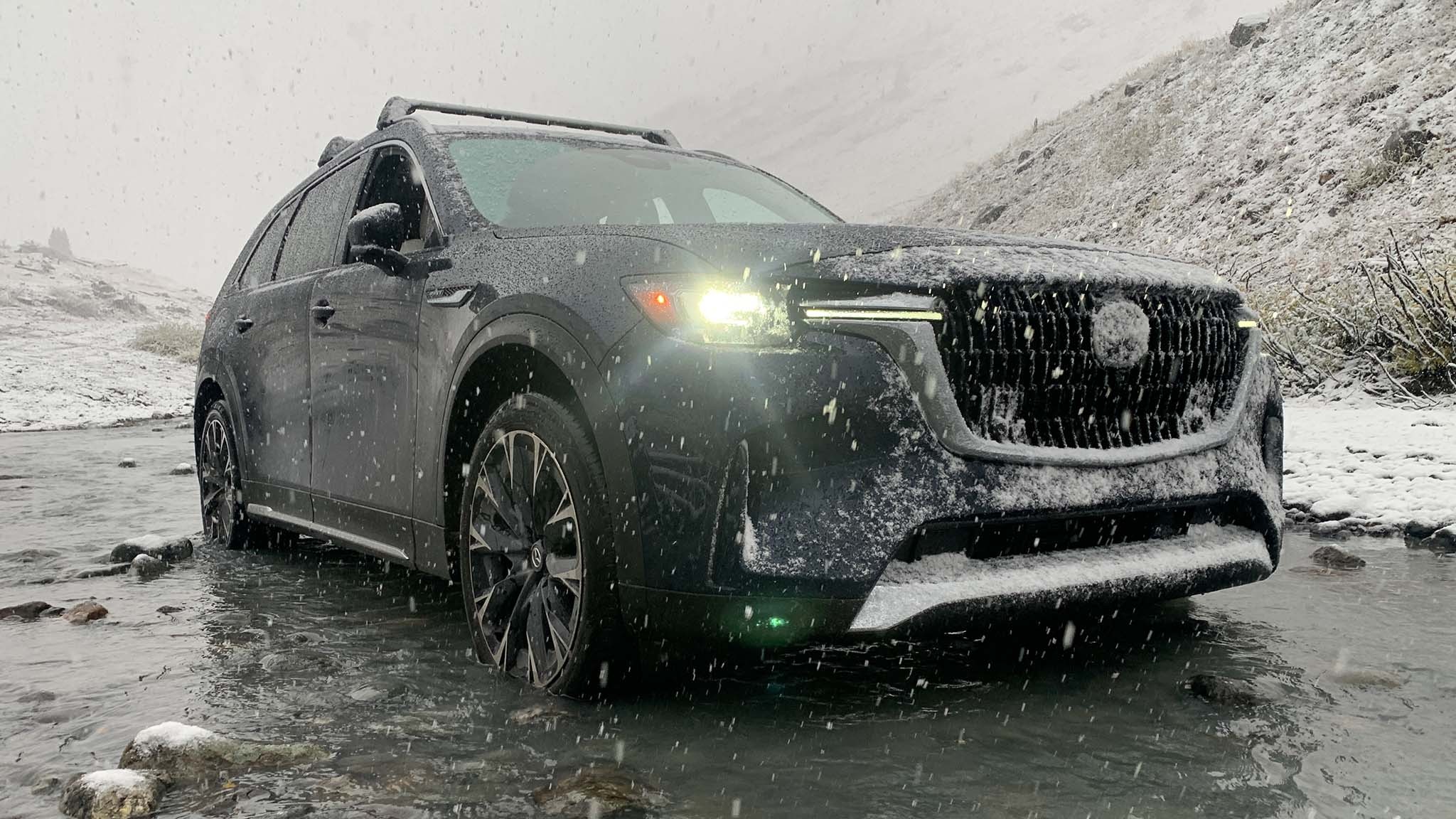 006 2024 mazda cx90 phev front three quarters view