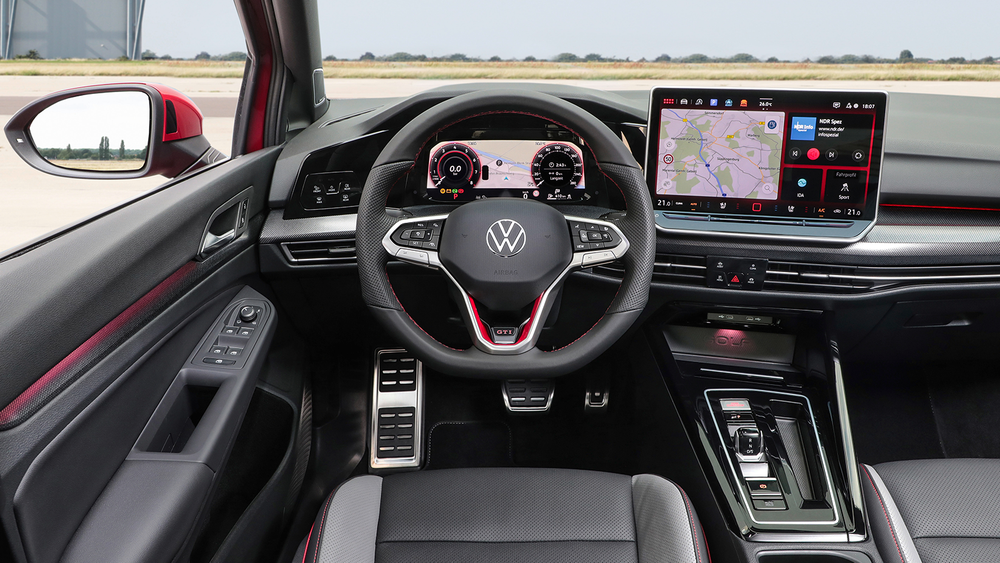 2025 VW Golf GTI interior 5