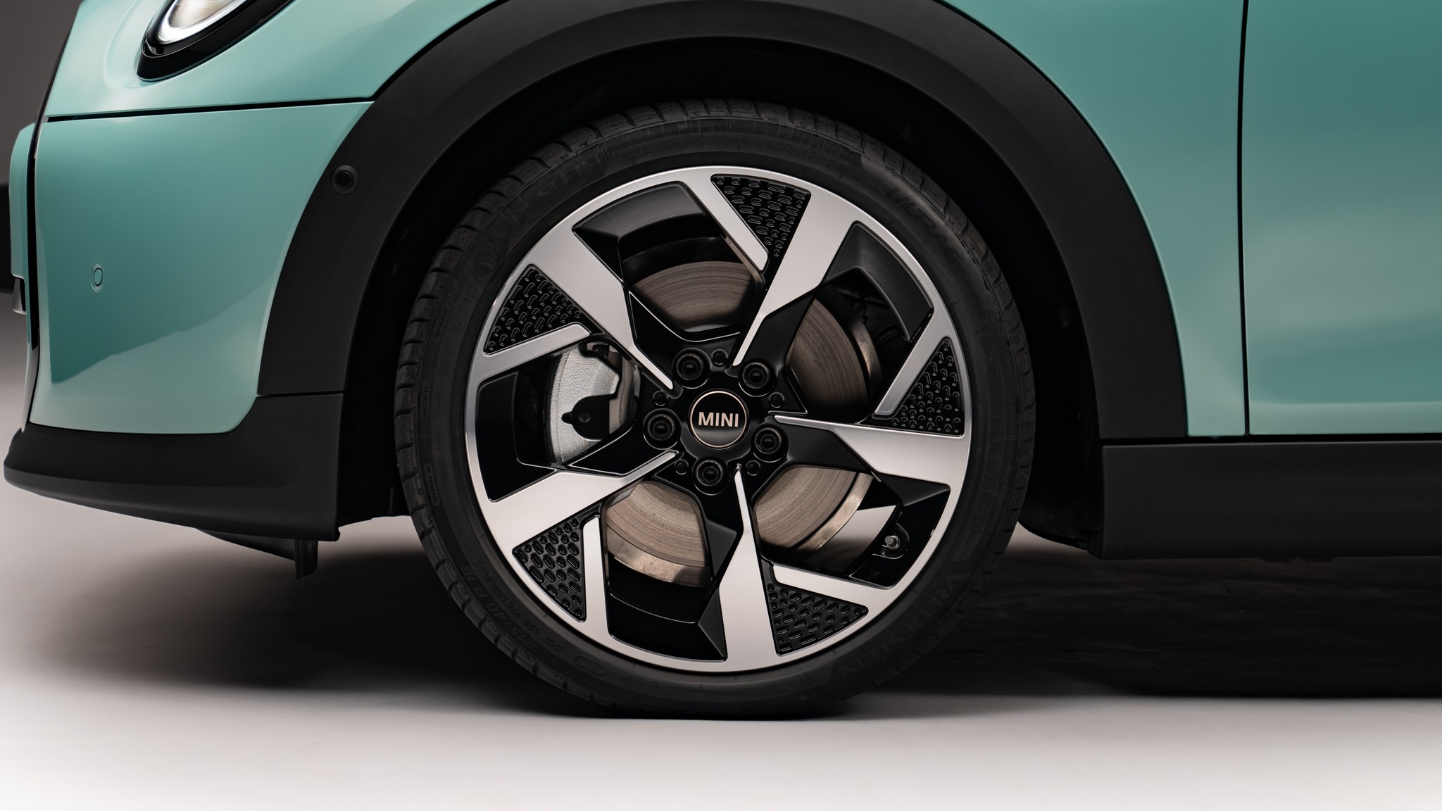 2025 Mini Cooper S Hatchback 9