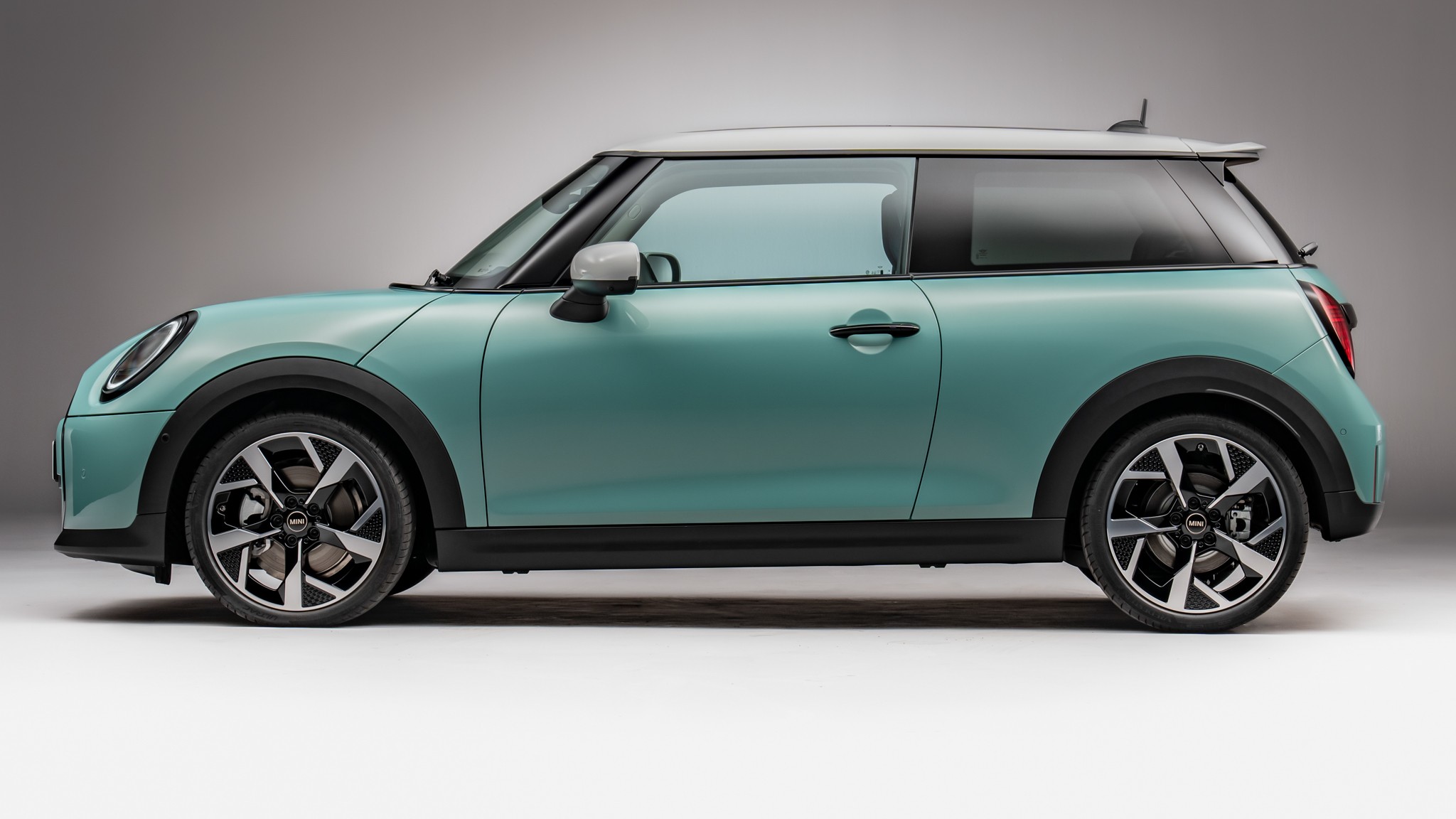 2025 Mini Cooper S Hatchback 7