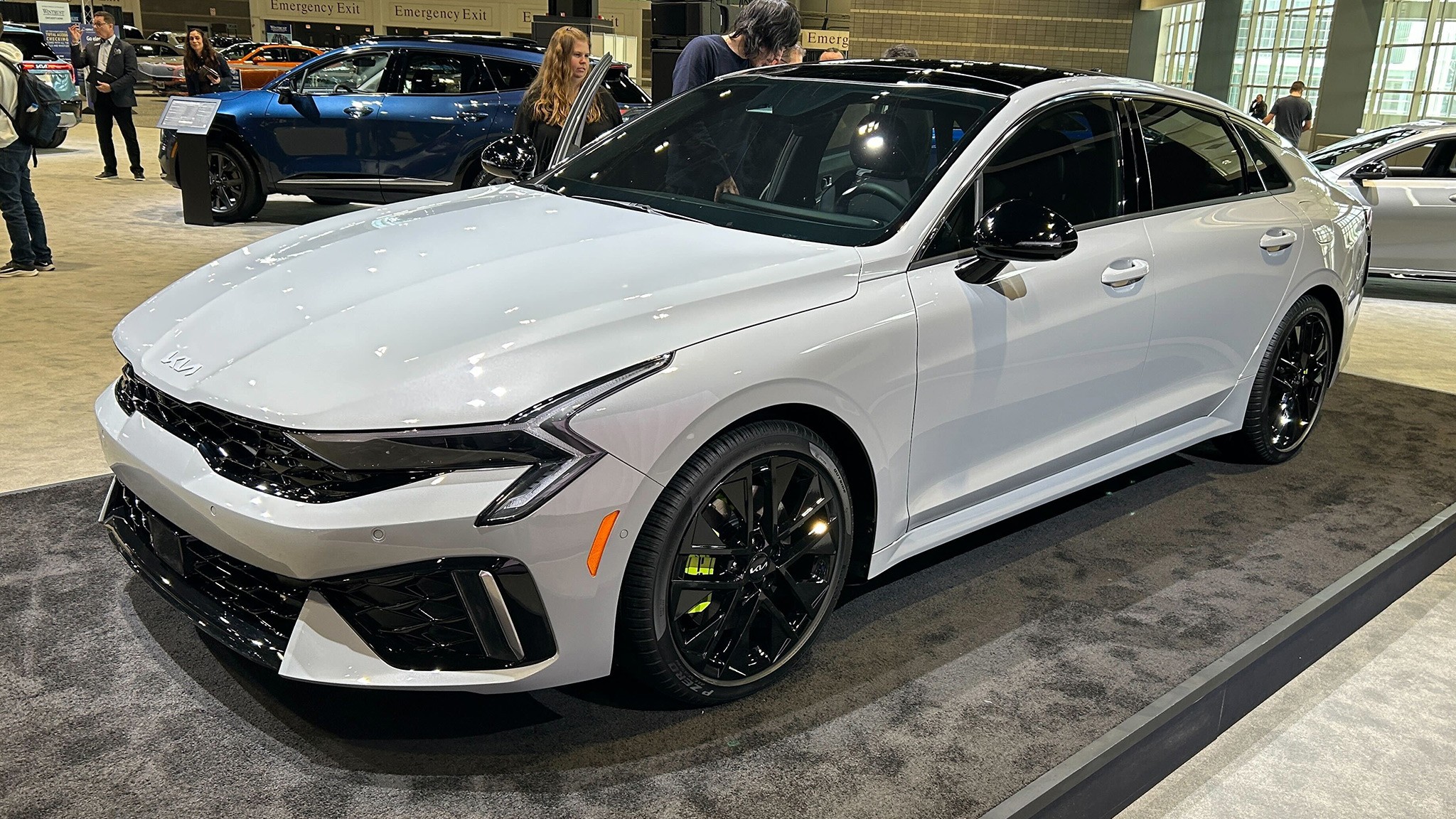 2025 Kia K5 sedan reveal 16