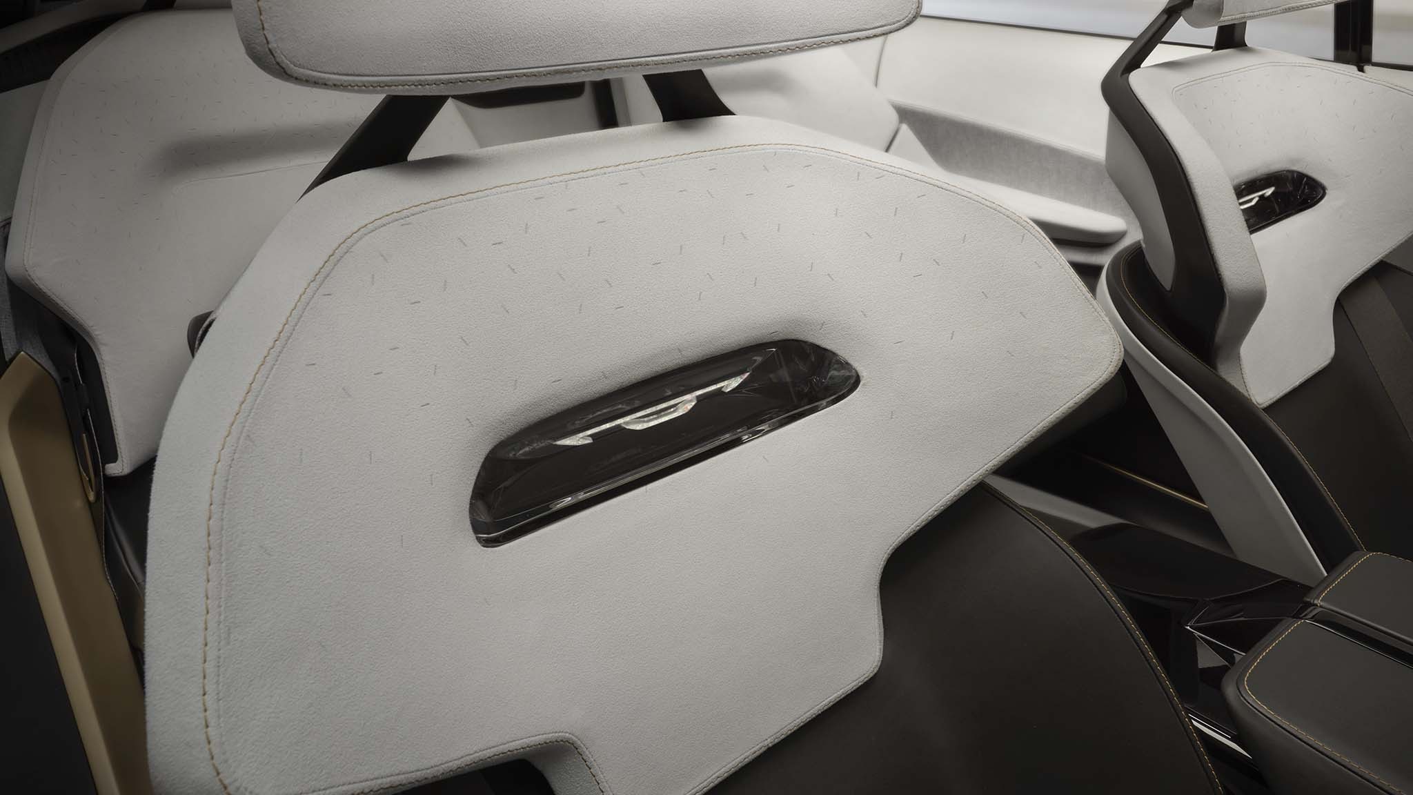 As with the steering wheel center and door sills, front seat ins