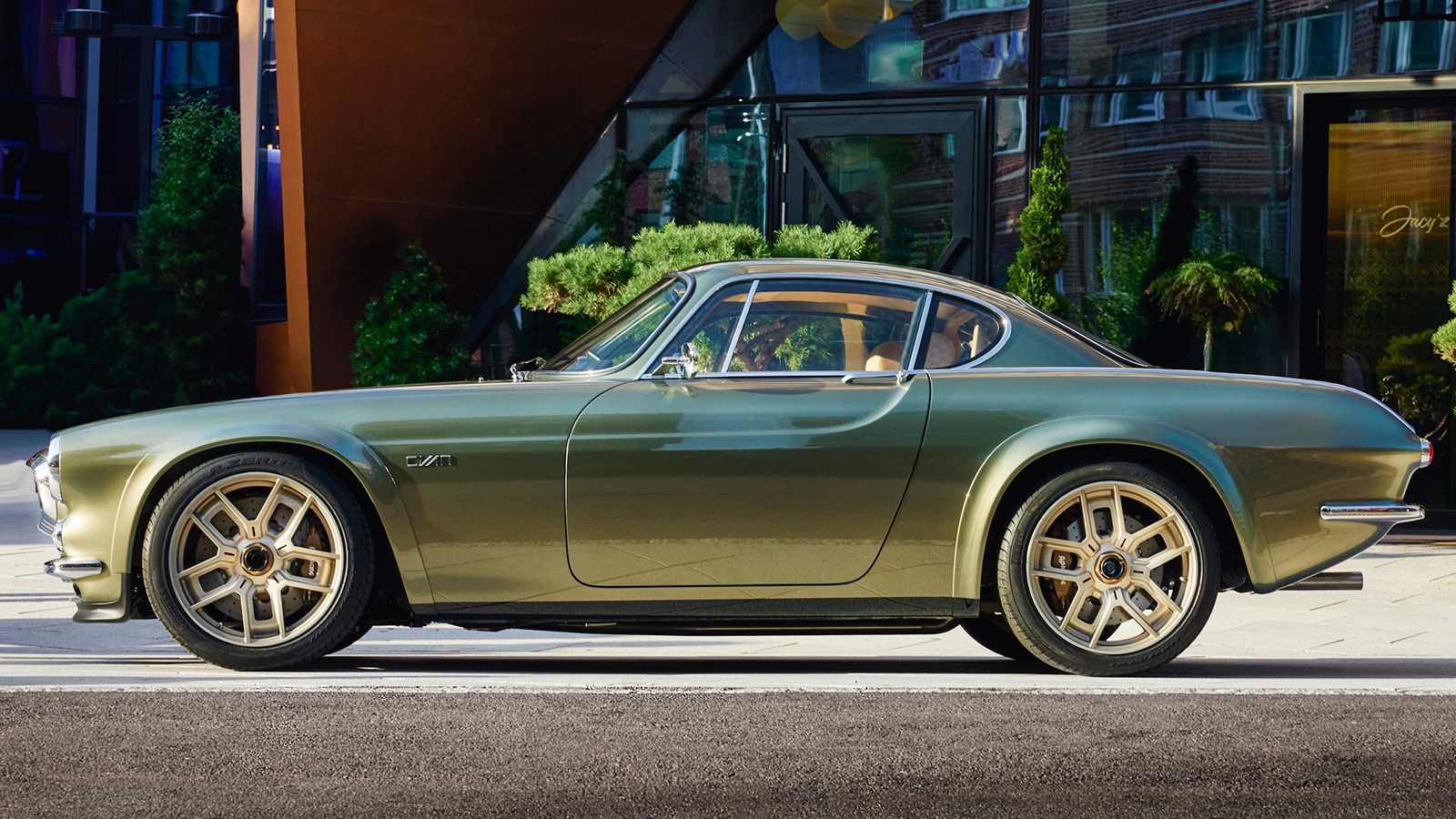 Volvo P1800 Cyan GT 11