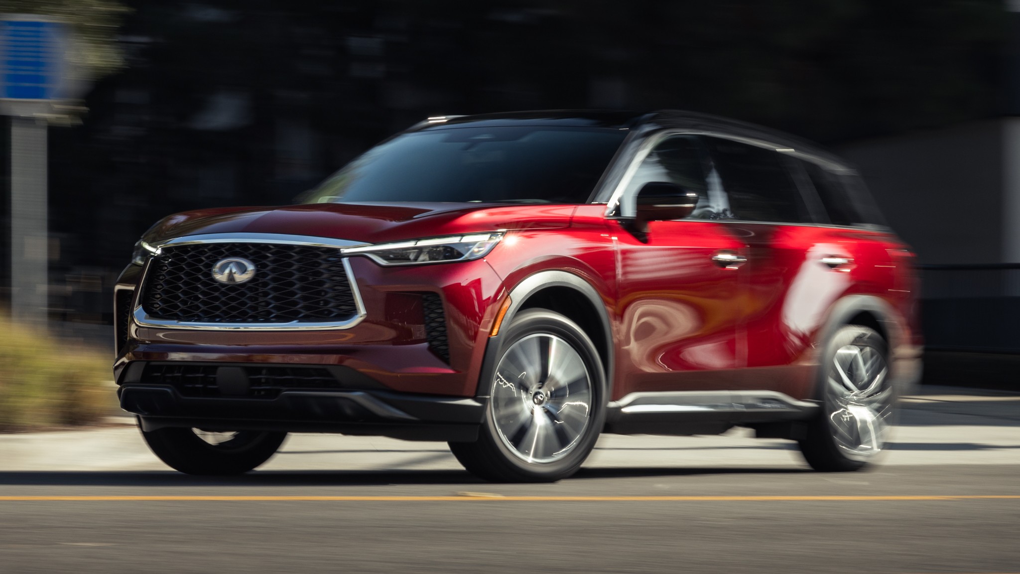 001 2024 Infiniti QX60 Front Three Quarter Motion Lead