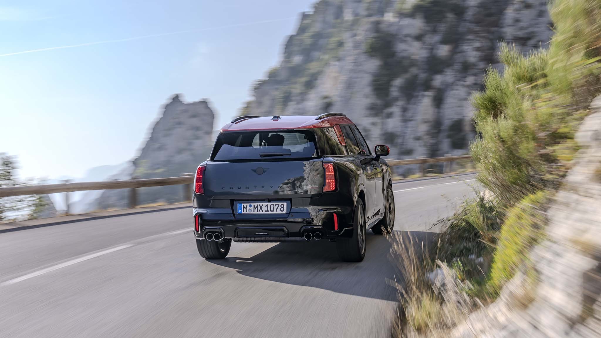 002 2024 mini john cooper works countryman rear view