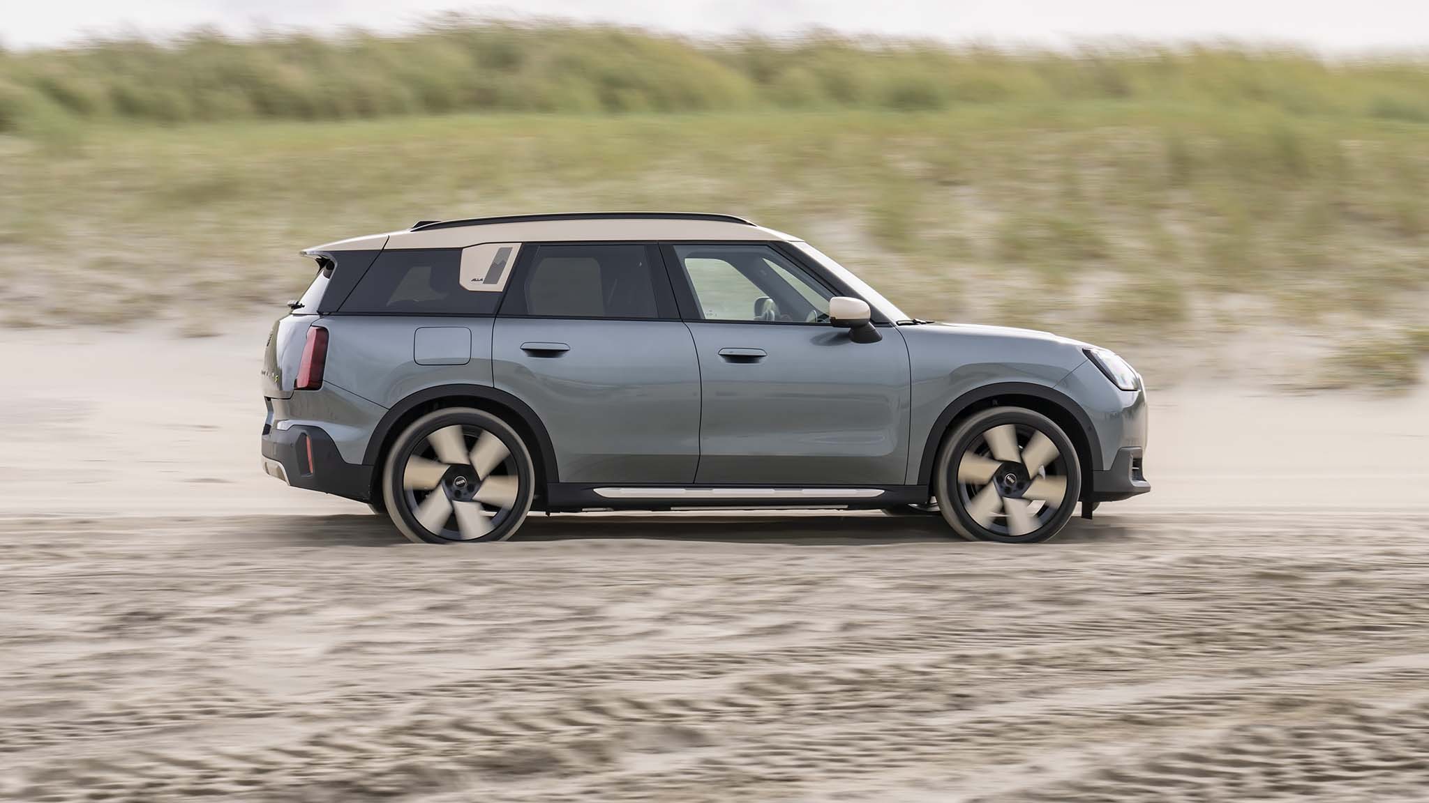 013 2025 mini countryman se