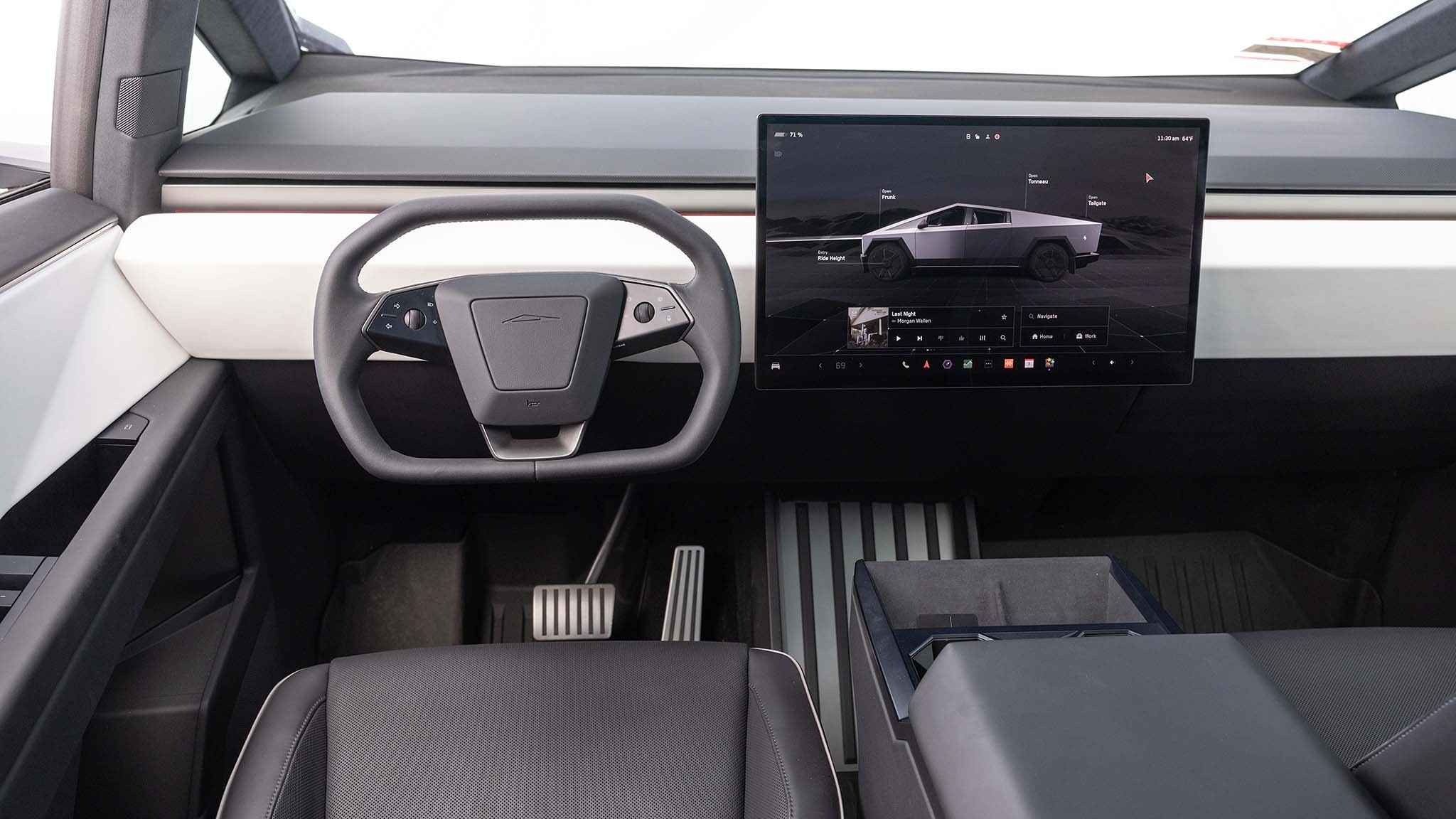 026 2024 Tesla Cybertruck interior