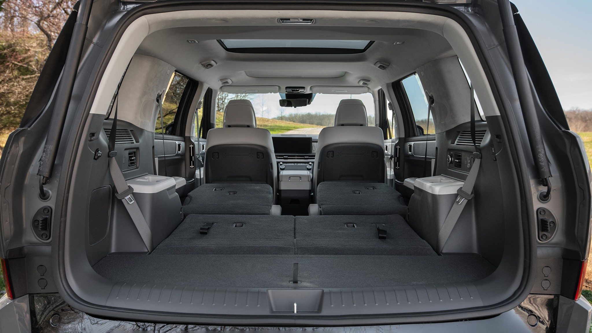 1 2024 Hyundai Santa Fe interior cargo