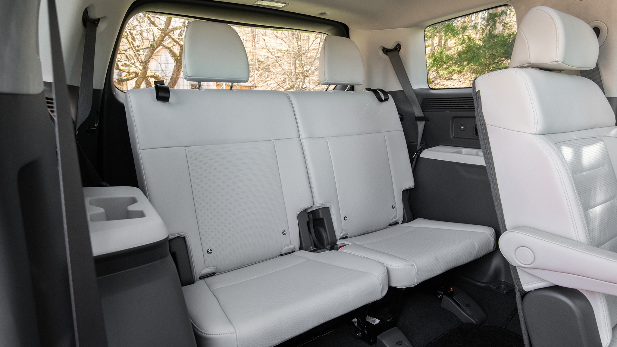 17 2024 Hyundai Santa Fe interior