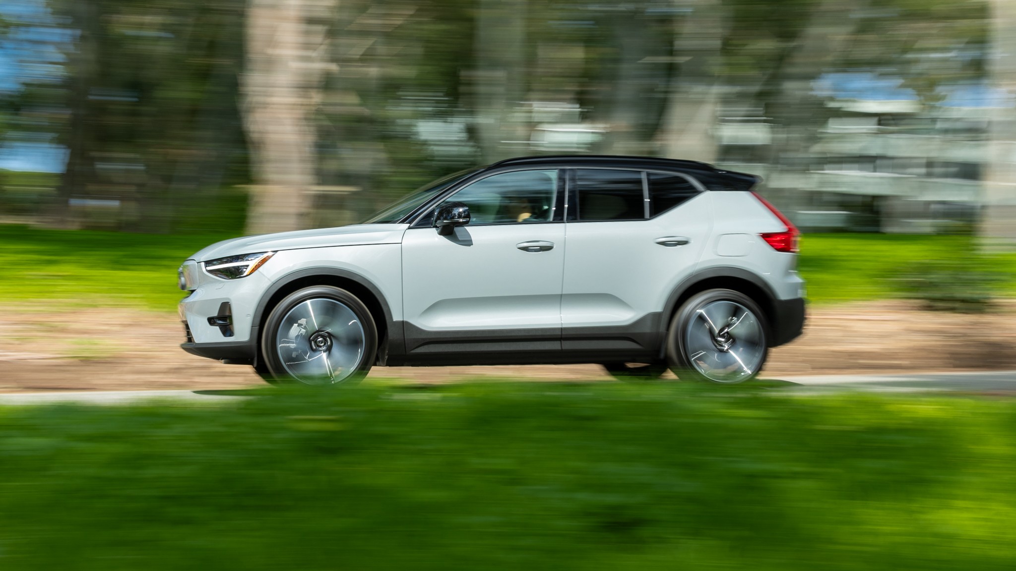 005 2024 Volvo XC40 Recharge Motion Profile