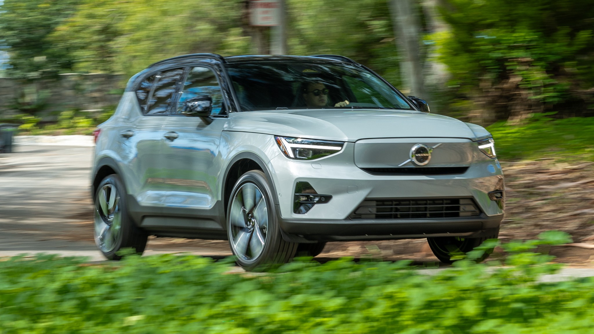 034 2024 Volvo XC40 Recharge