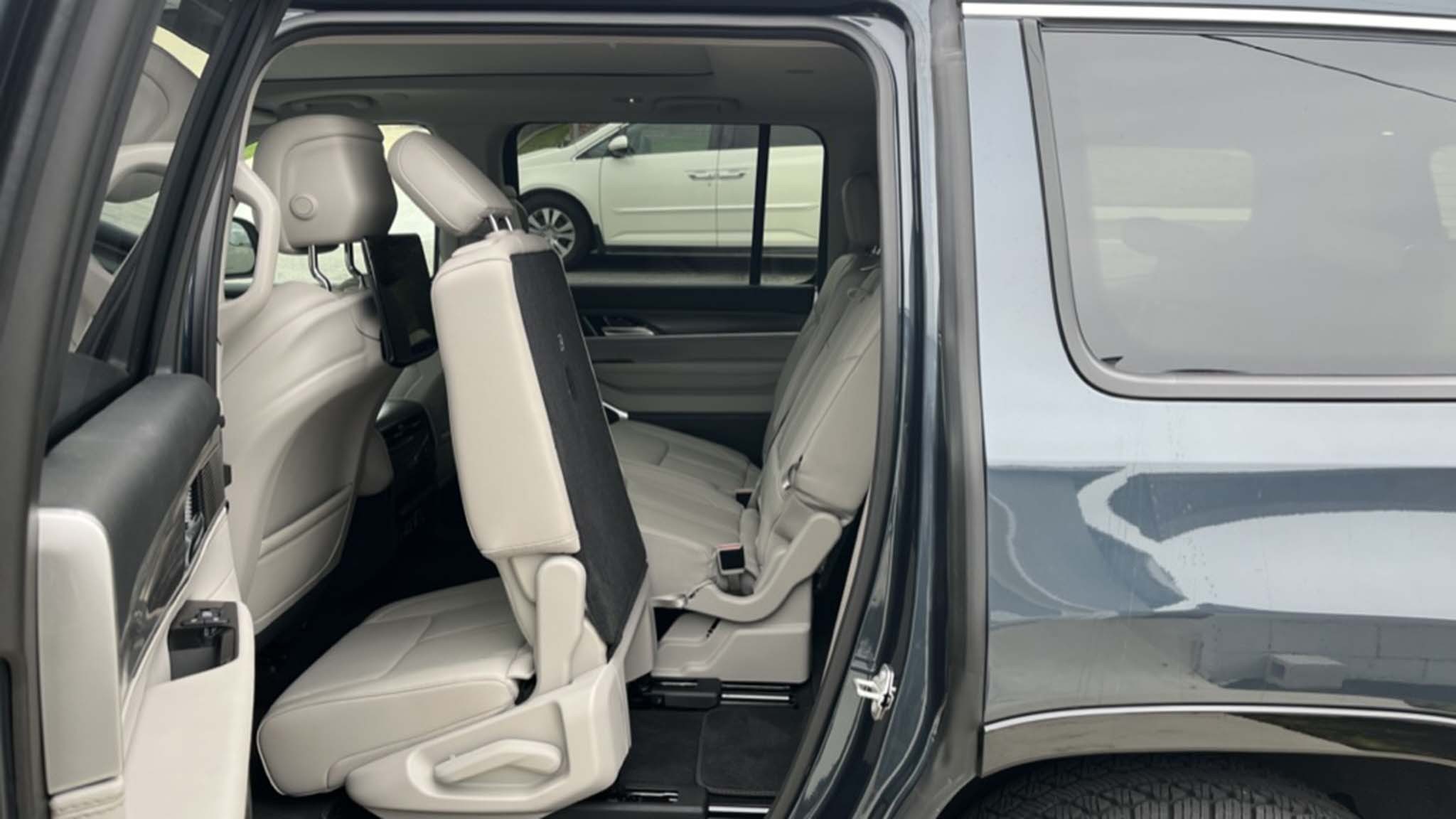 005 2023 jeep wagoner yearlong test interior review