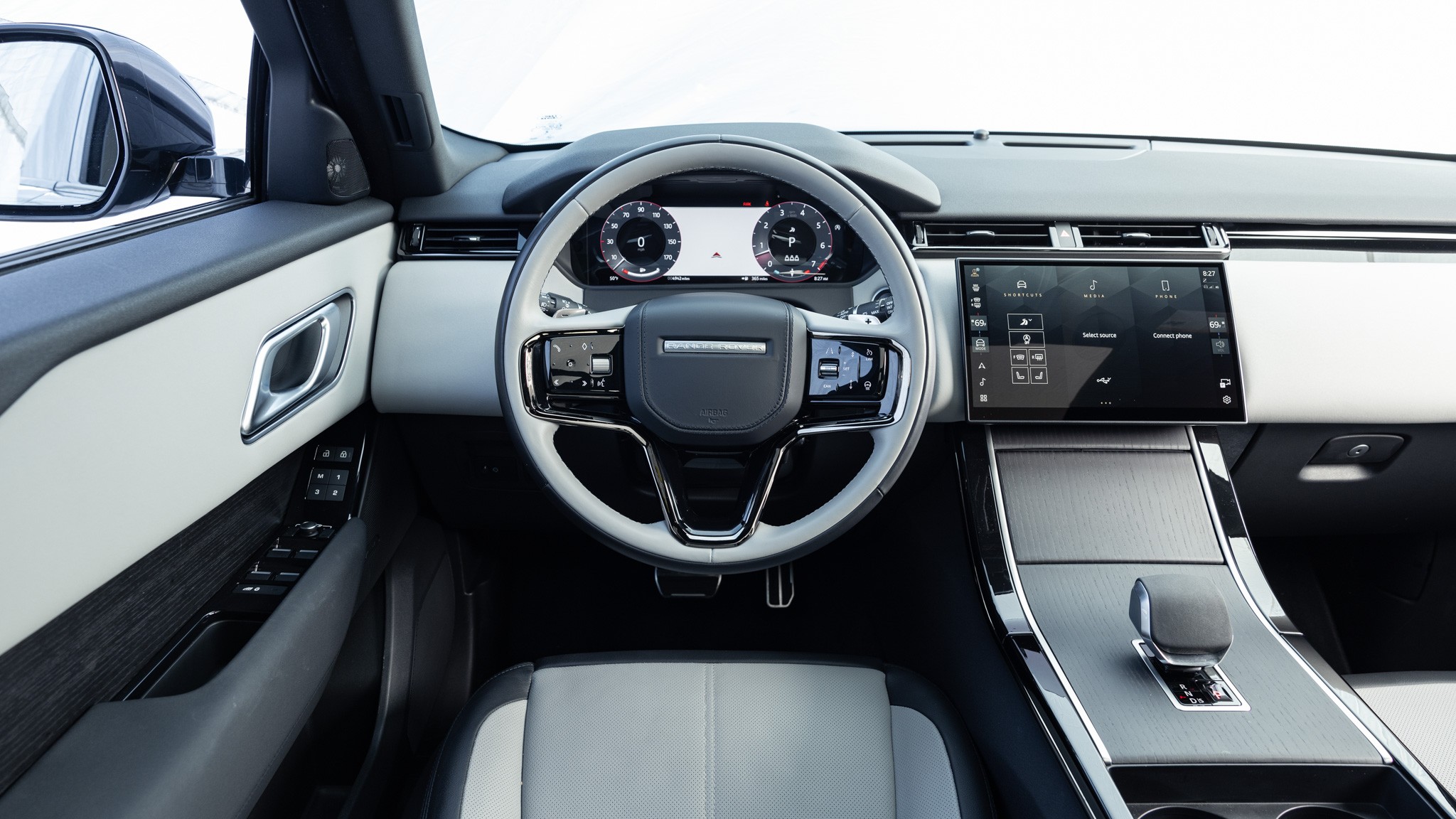 003 2024 Range Rover Velar Interior Dash