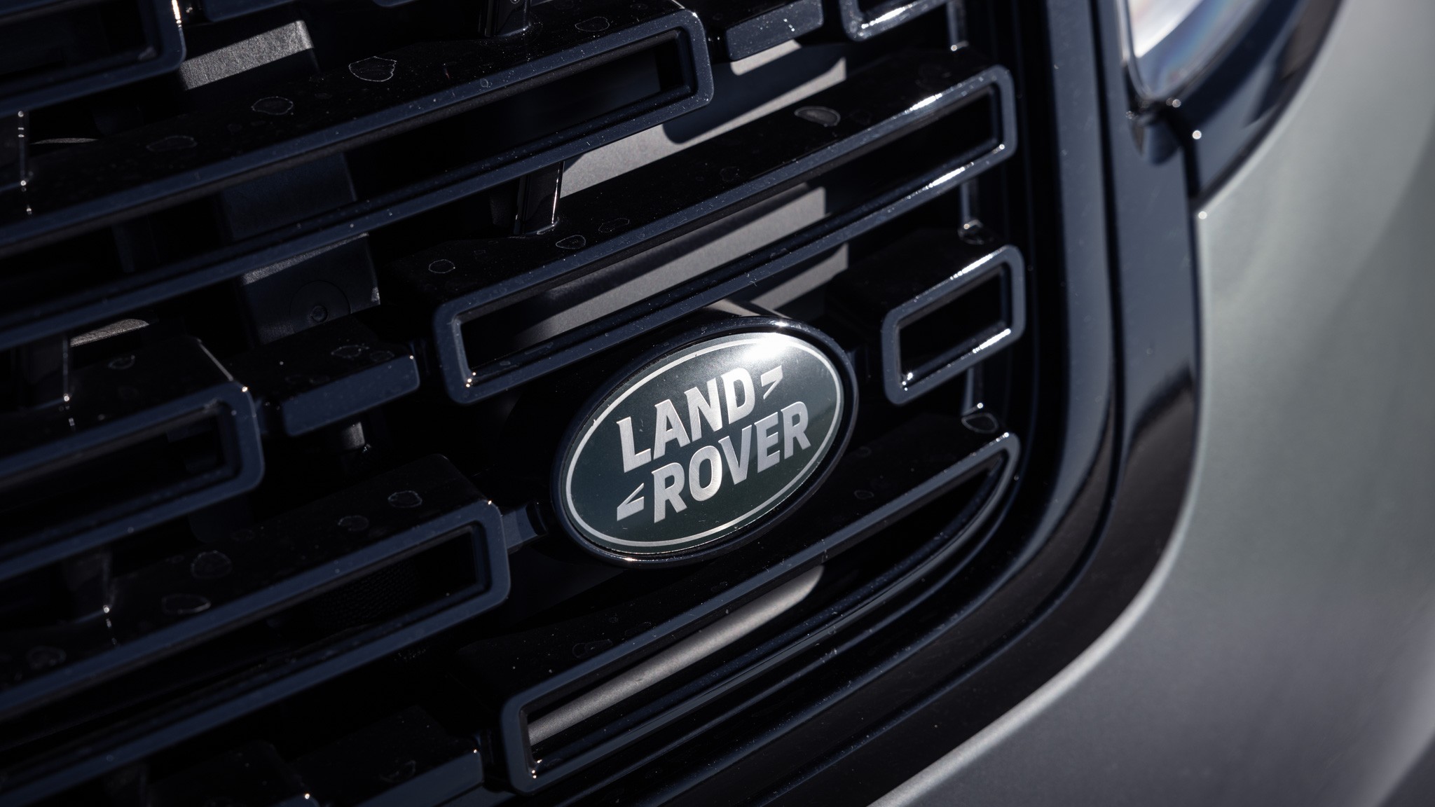 007 2024 Range Rover Velar