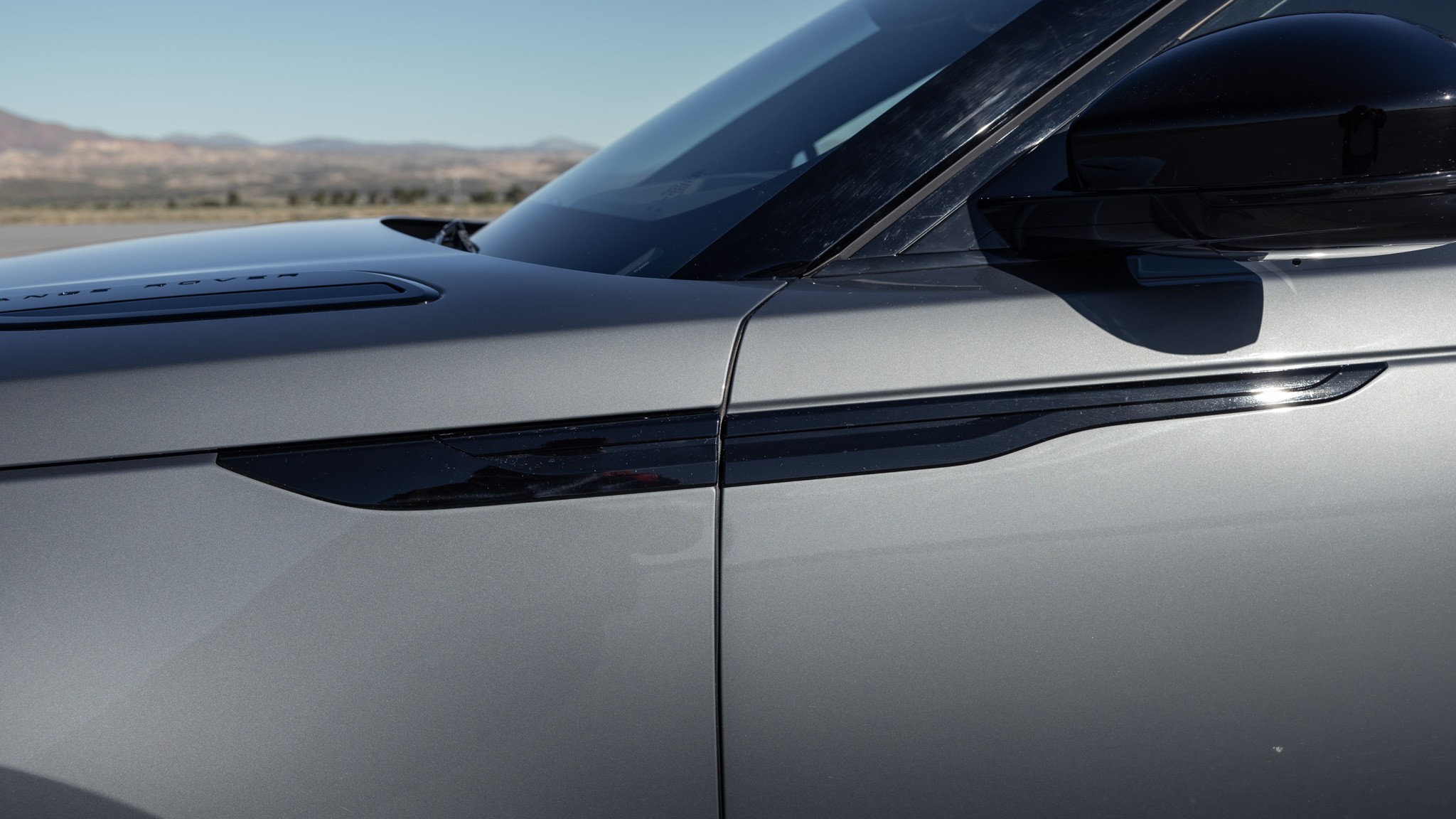 011 2024 Range Rover Velar