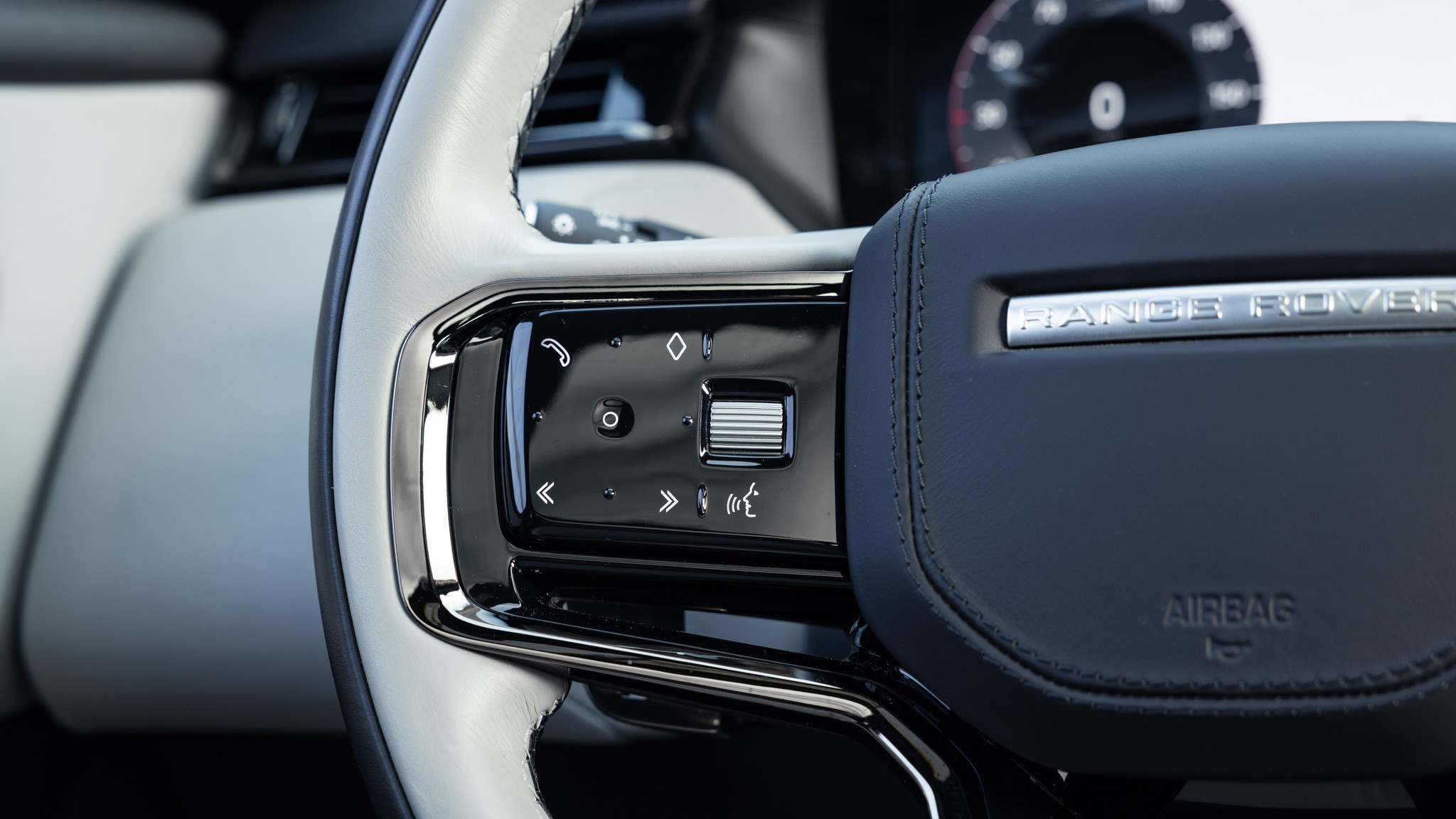 018 2024 Range Rover Velar