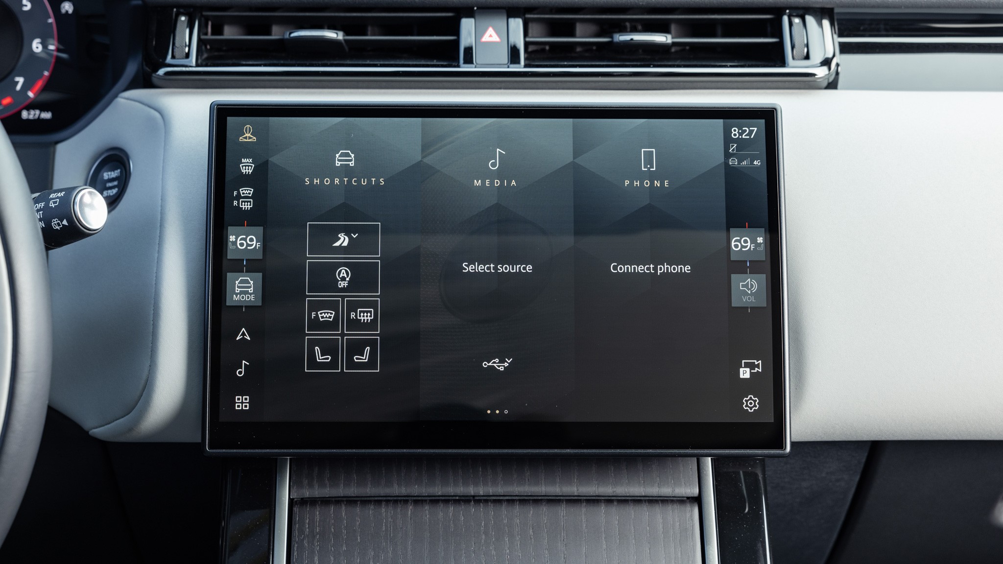 019 2024 Range Rover Velar infotainment screen