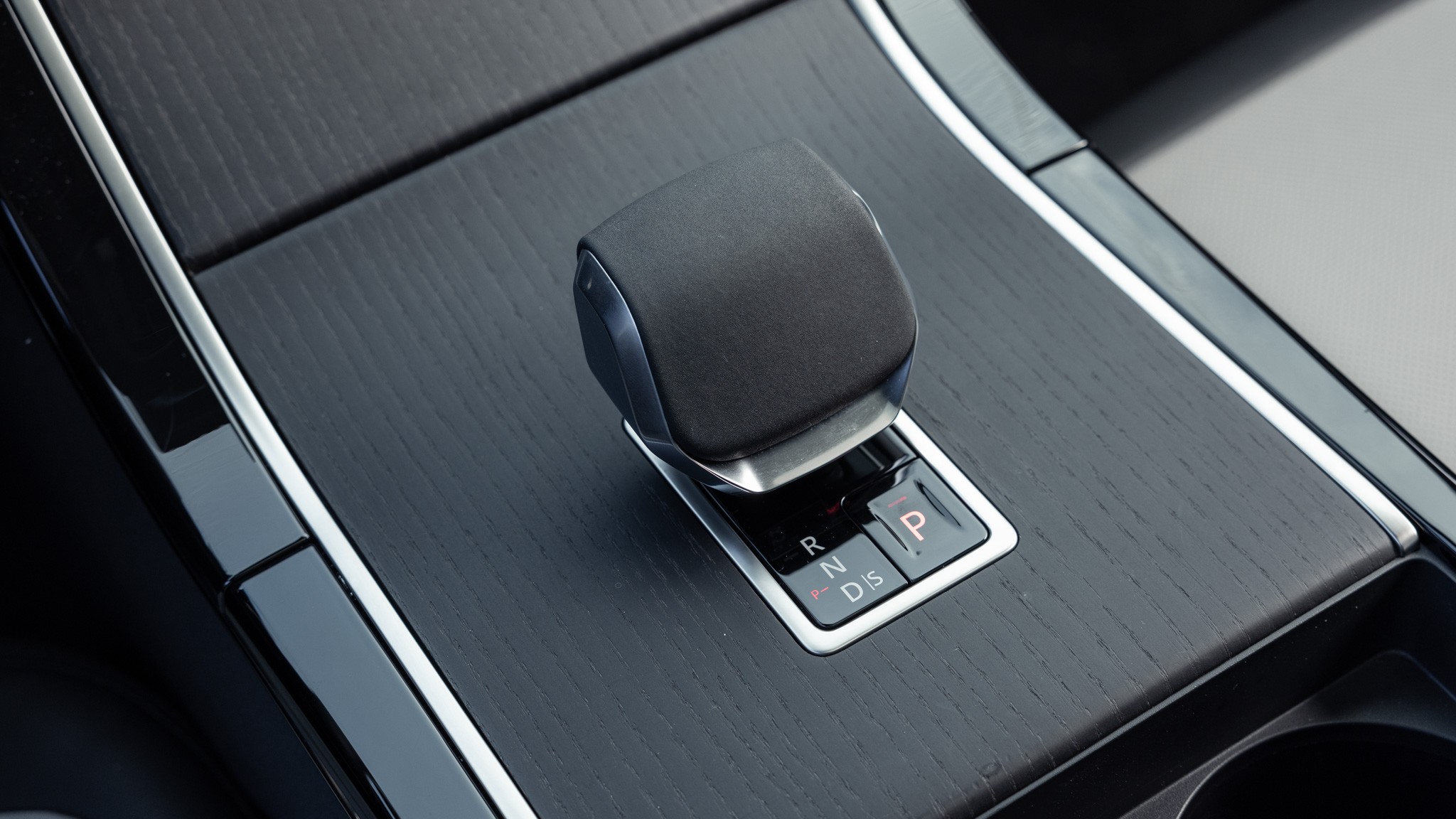 021 2024 Range Rover Velar