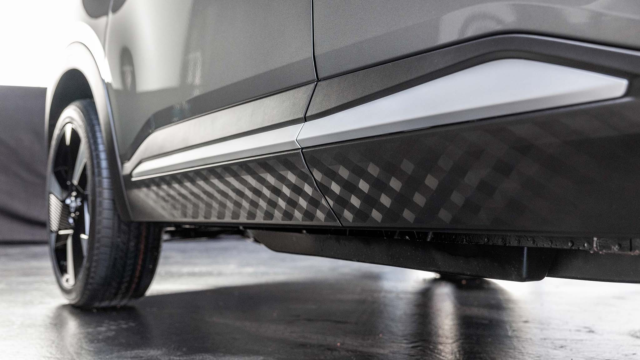 004 2025 Nissan Kicks