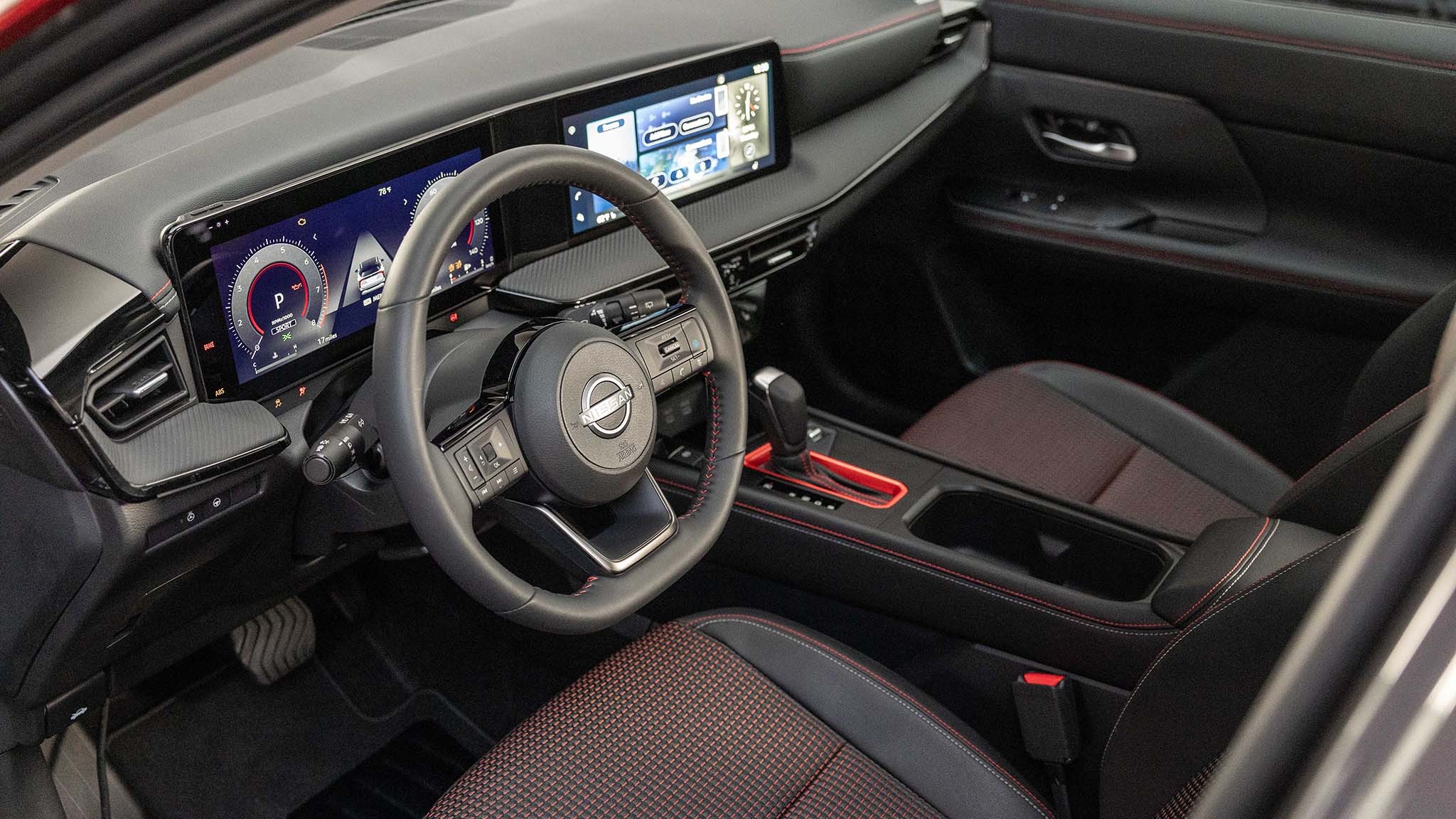 021 2025 Nissan Kicks