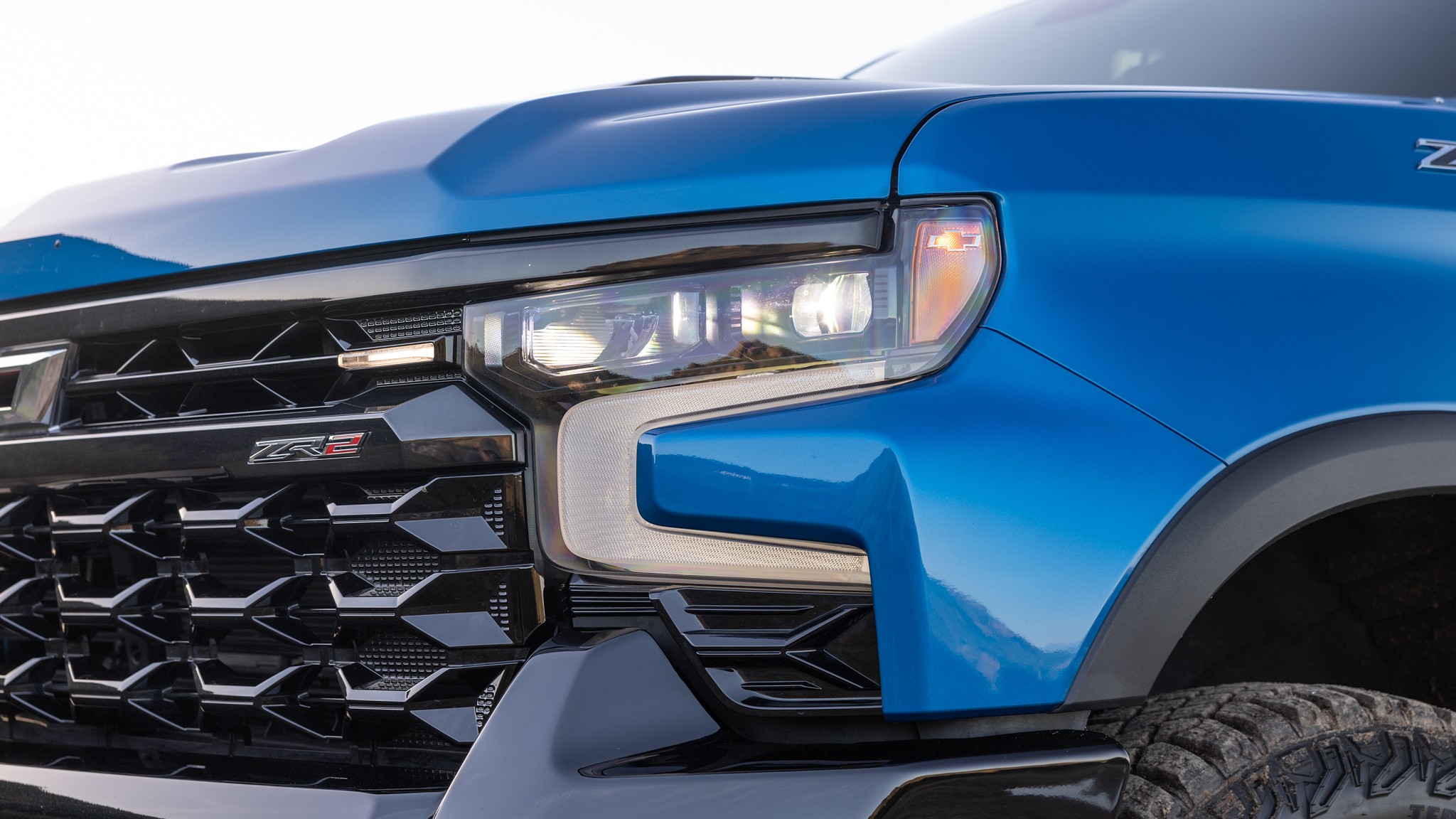 018 2024 chevrolet silverado ZR2 headlight