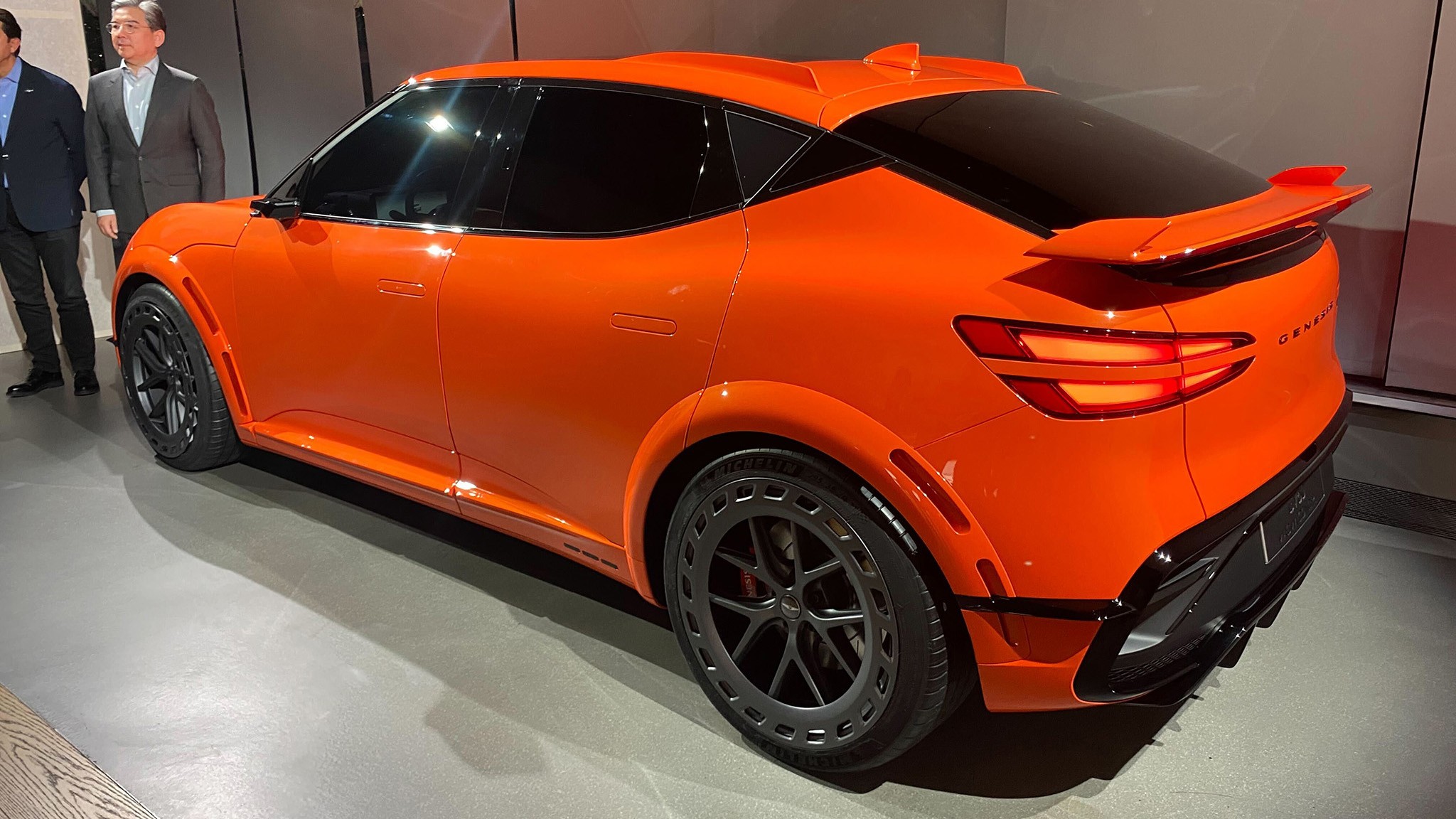 Genesis GV60 Magma   5