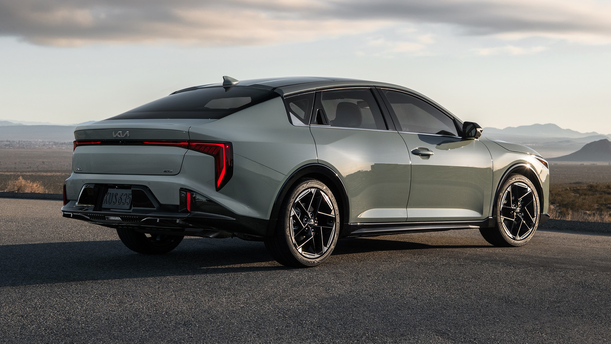 2025 Kia K4 sedan and hatchback 12