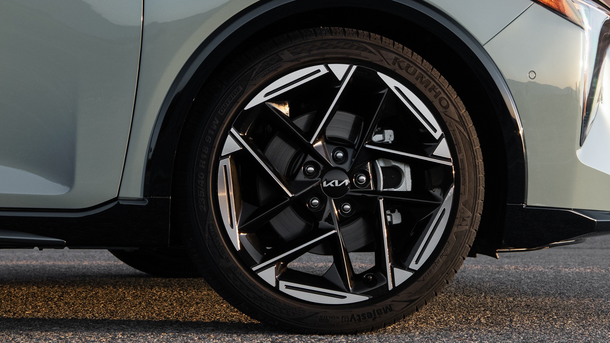 2025 Kia K4 sedan and hatchback 17