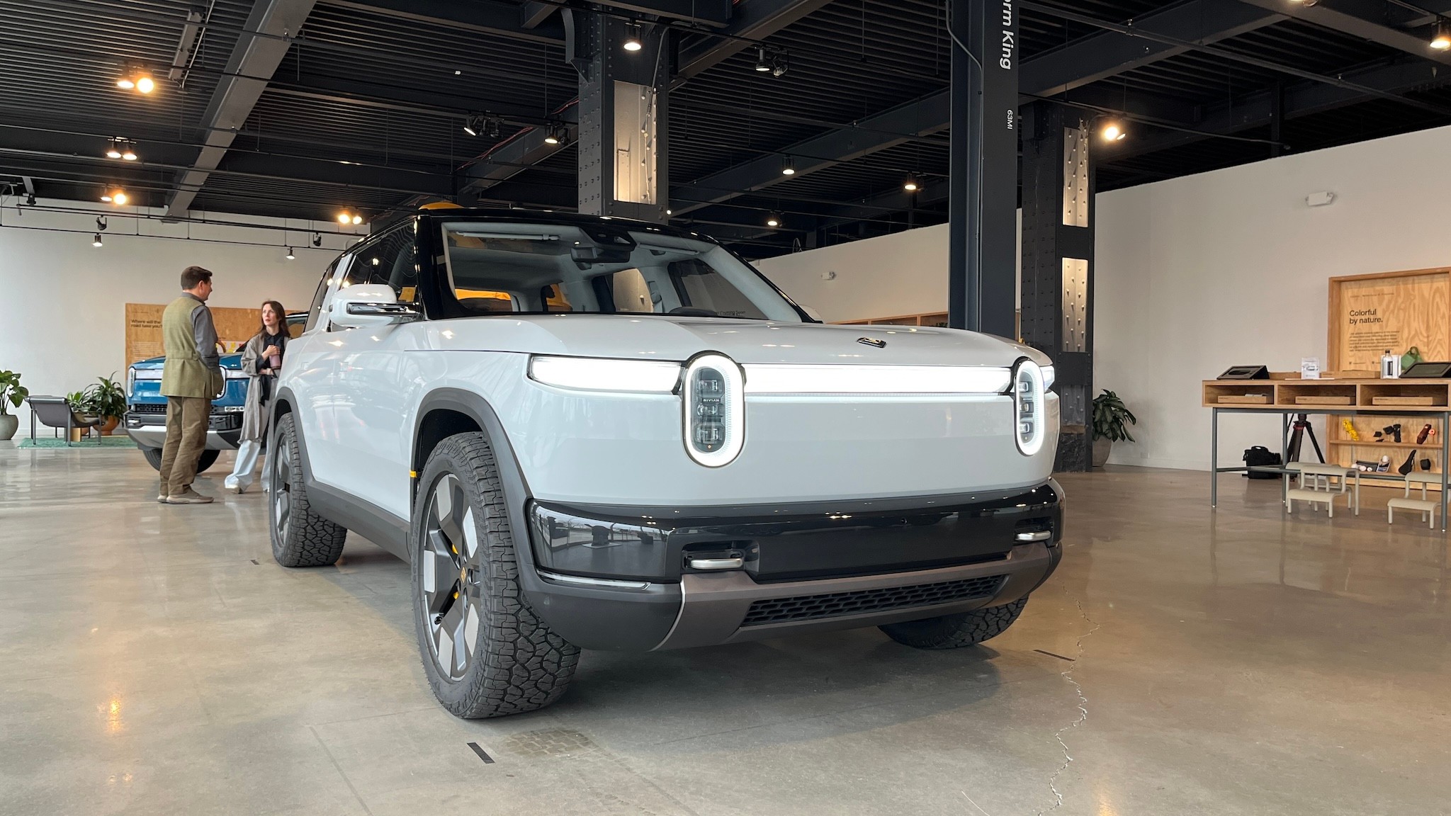33 2026 Rivian R2
