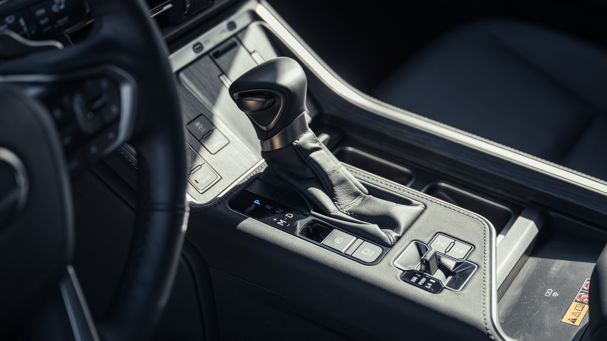 022 2024 Lexus GX550 Overtrail center console