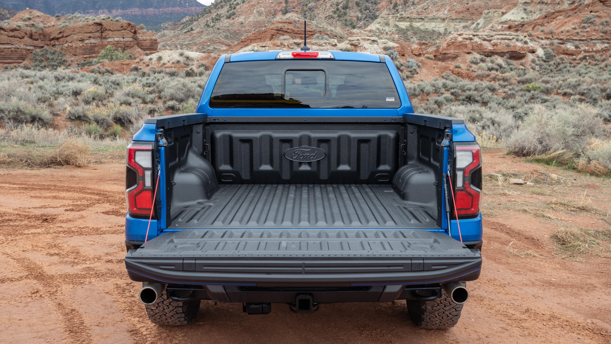 047 2024 Ford Ranger Raptor truck bed