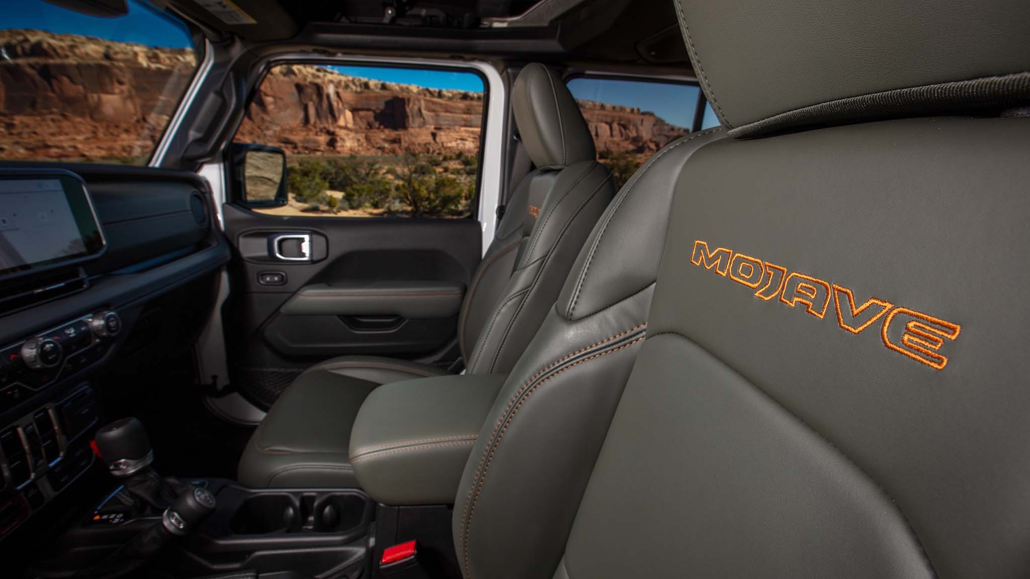 028 2024 jeep gladiator first drive seats