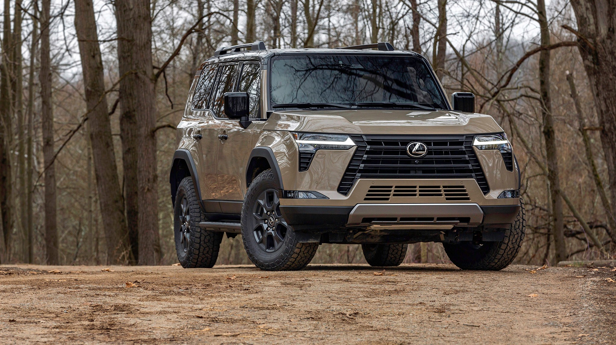 012 2024 Lexus GX550h Overtrail  vs 2023 Land Rover Defender 110SE