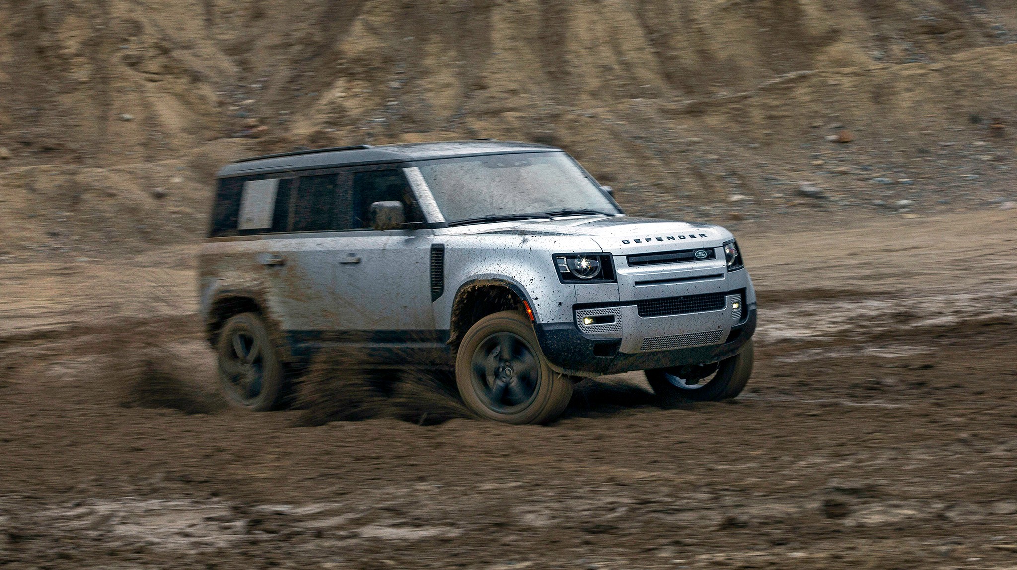 035 2024 Lexus GX550h Overtrail  vs 2023 Land Rover Defender 110SE