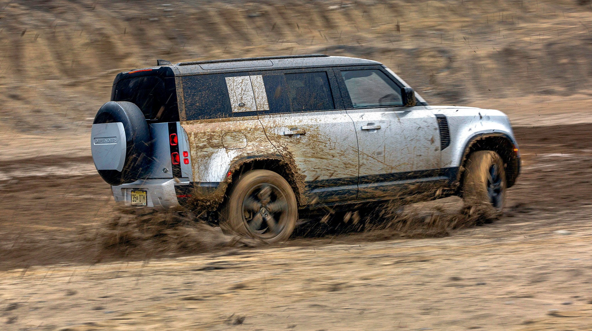 039 2024 Lexus GX550h Overtrail  vs 2023 Land Rover Defender 110SE