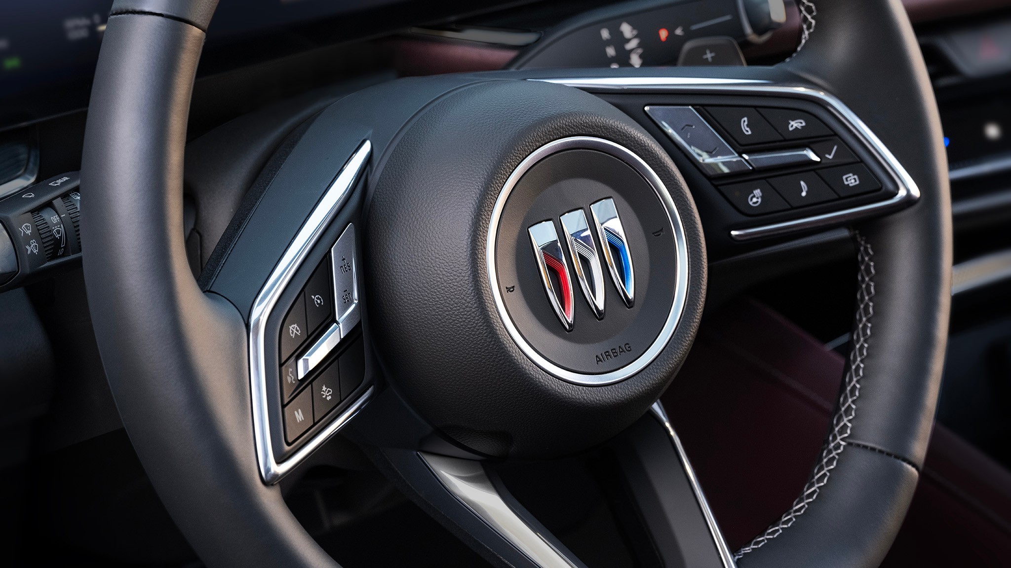 008 buick envision ST steering wheel detail