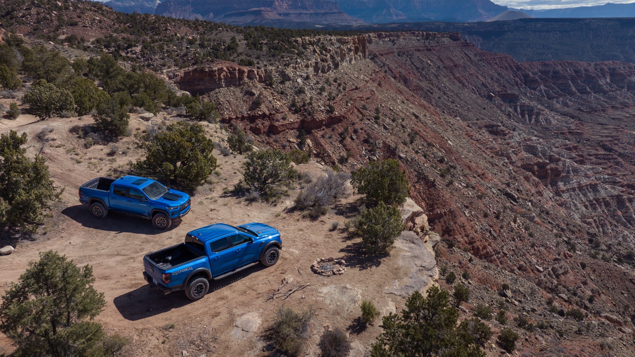 003 2024 Chevy Colorado ZR2 vs Ford Ranger Raptor Drone