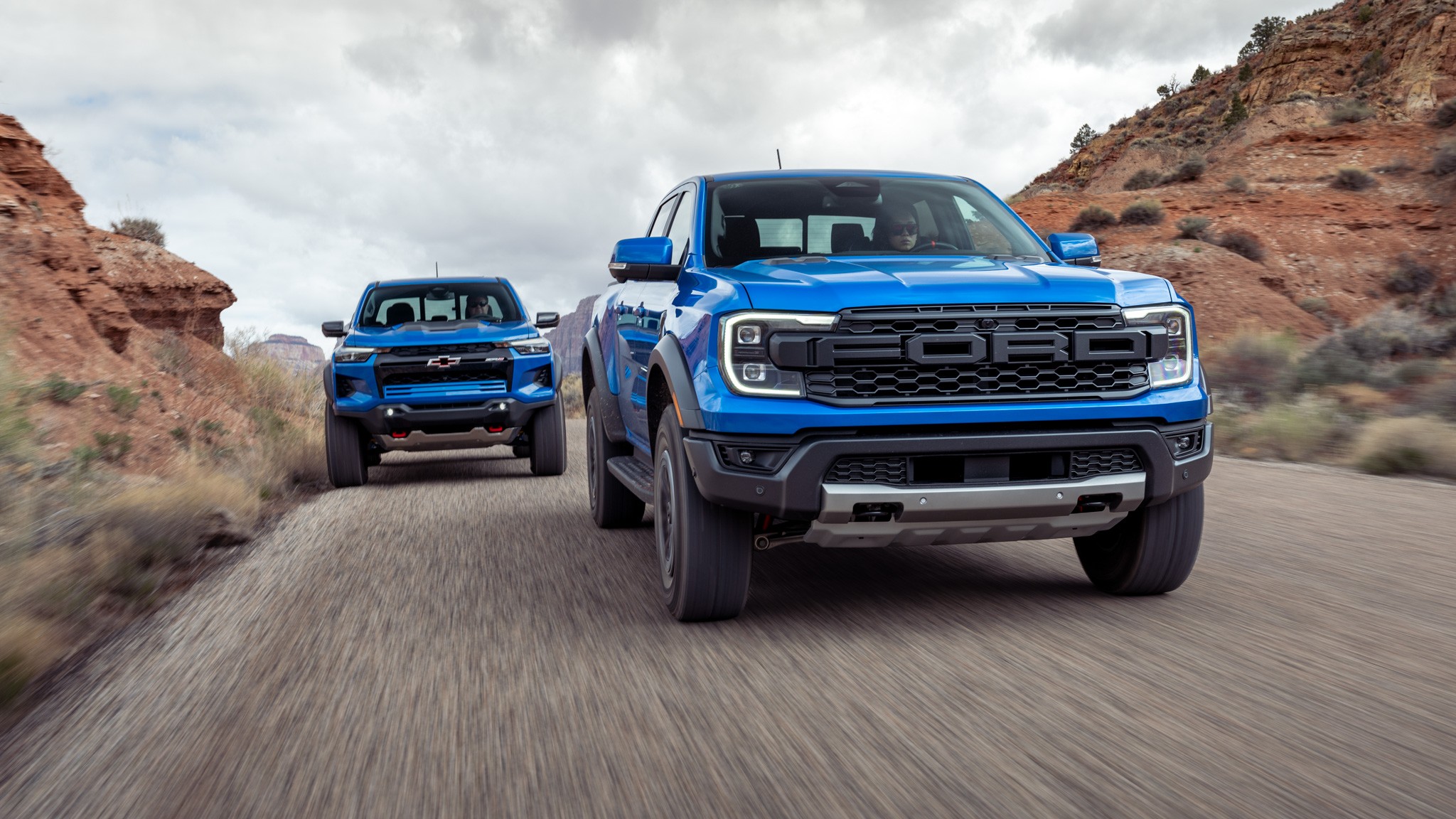 005 2024 Chevy Colorado ZR2 vs Ford Ranger Raptor Motion