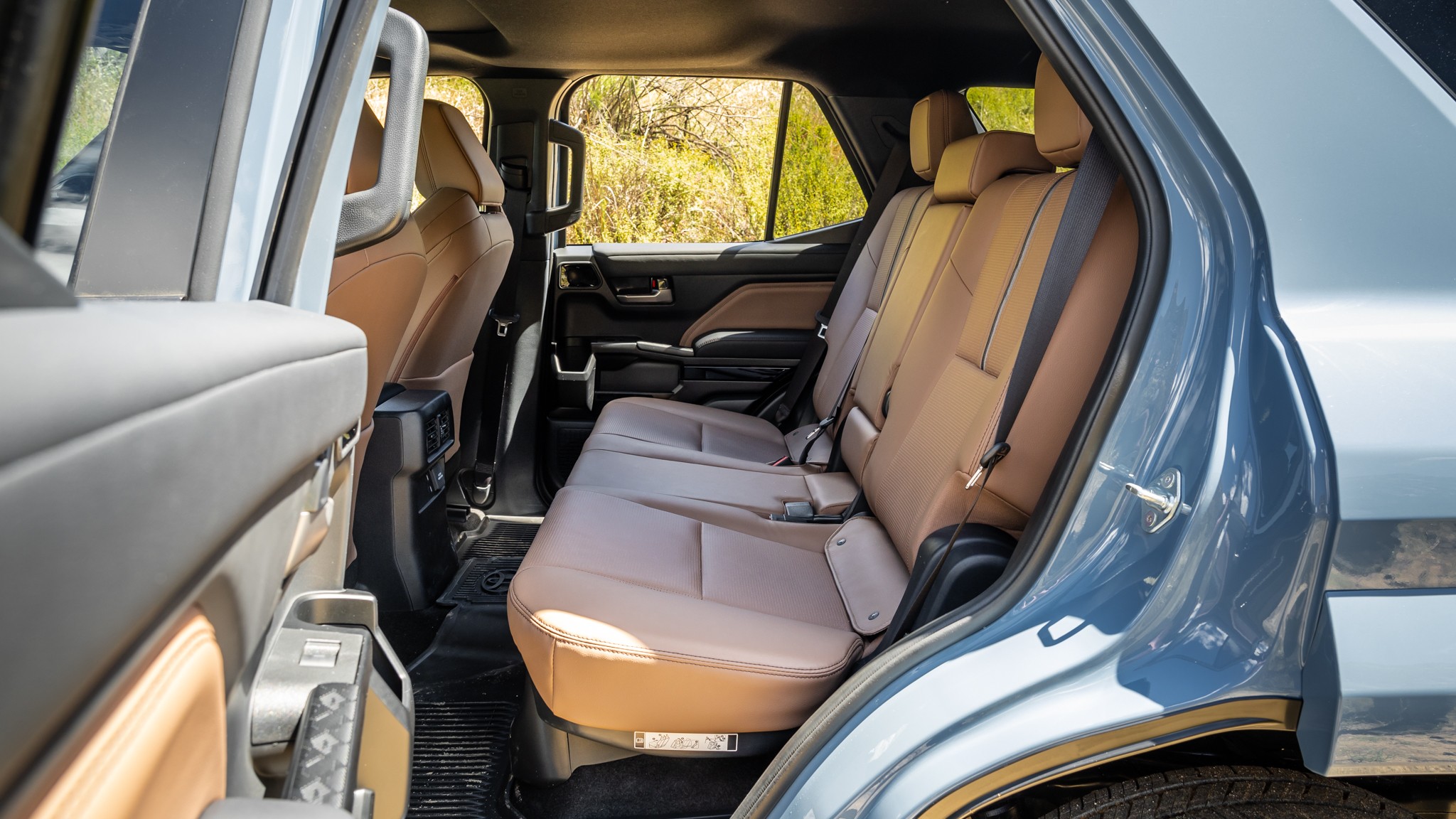 007 2025 toyota 4runner limited rear seats