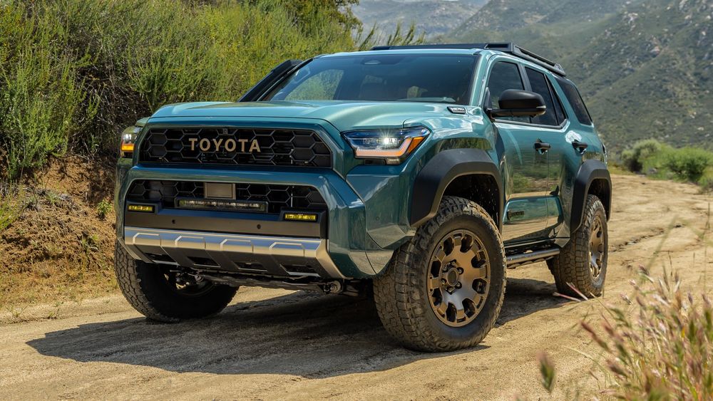 032 2025 toyota 4runner trailhunter