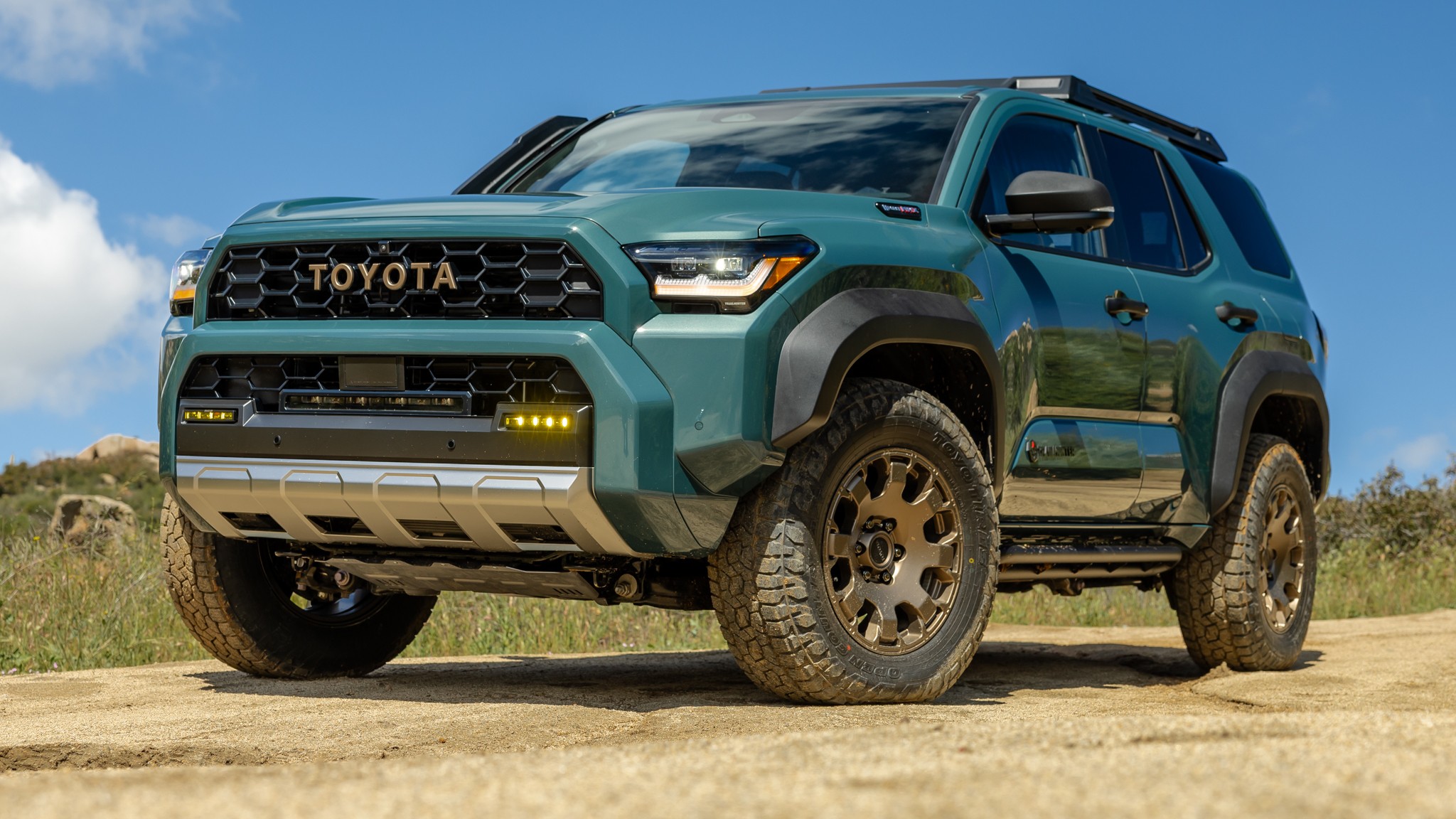 034 2025 toyota 4runner trailhunter