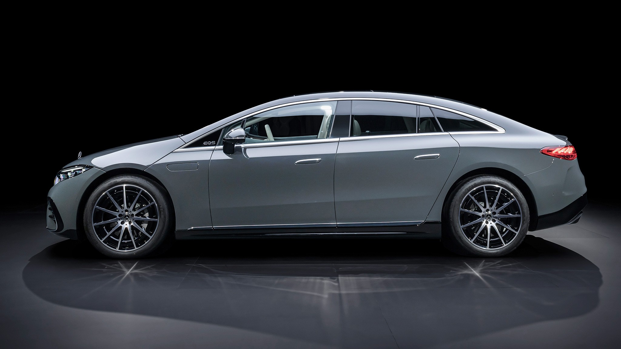 2025 Mercedes Benz EQS EV sedan 3