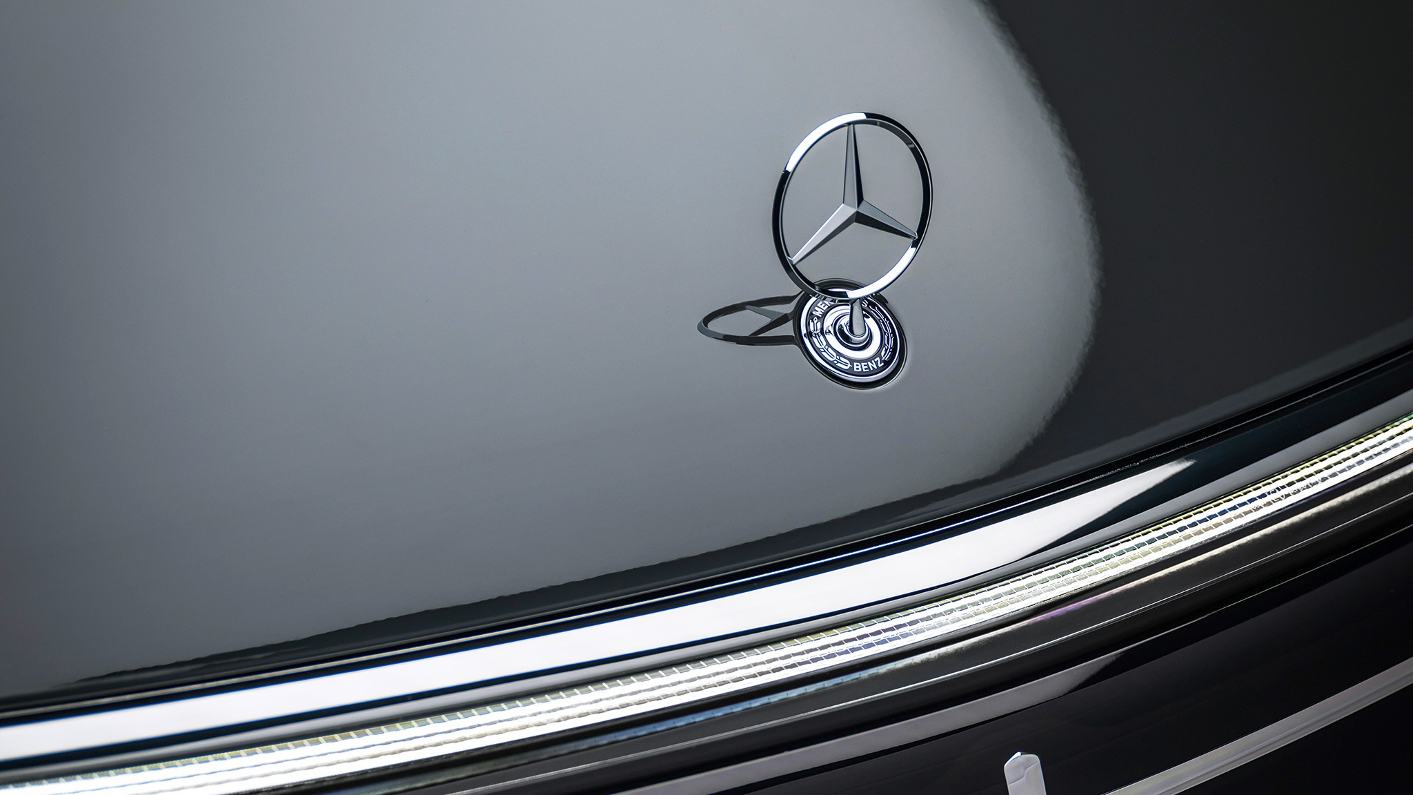 2025 Mercedes Benz EQS EV sedan 5