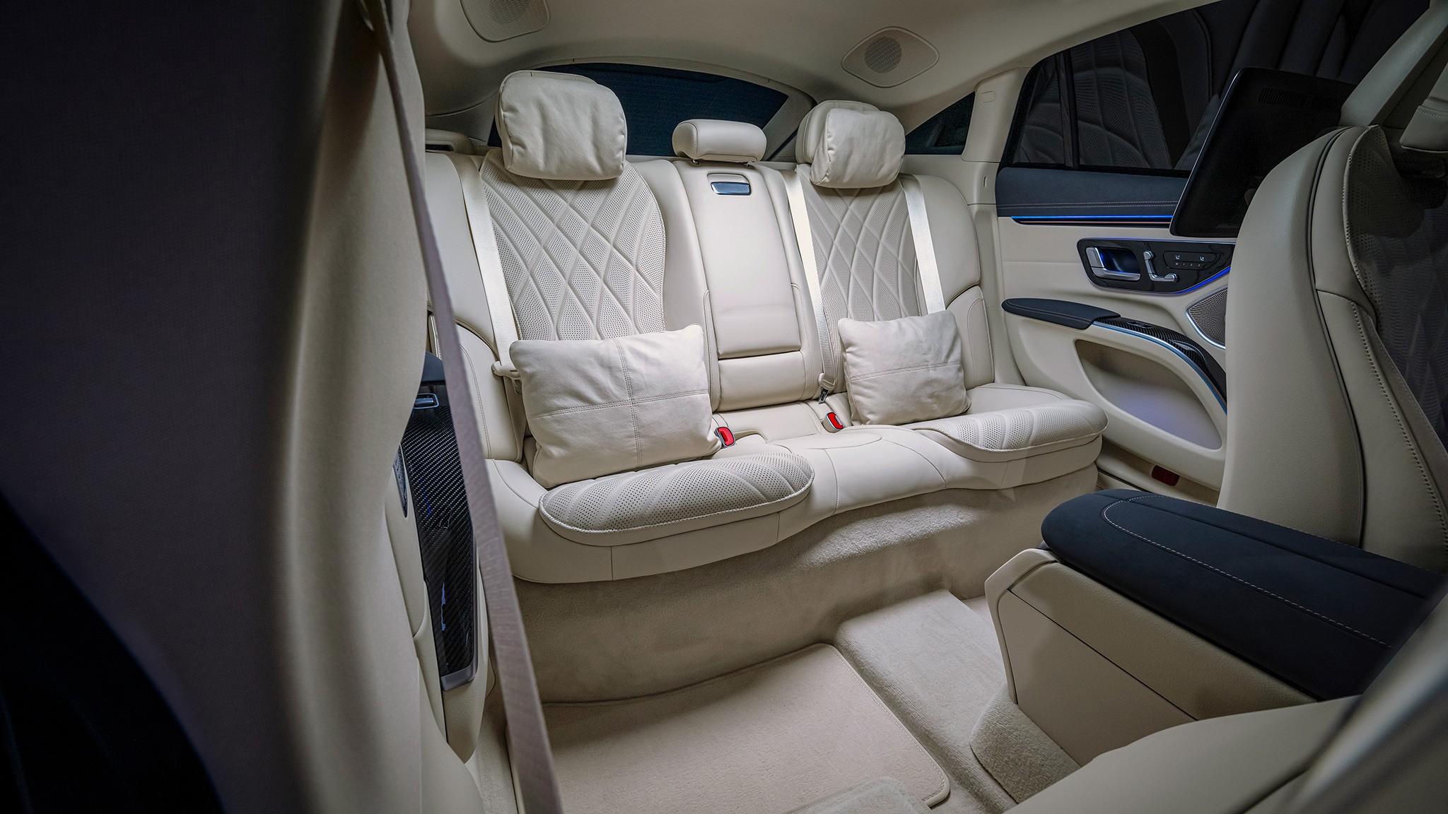 2025 Mercedes Benz EQS EV sedan 8