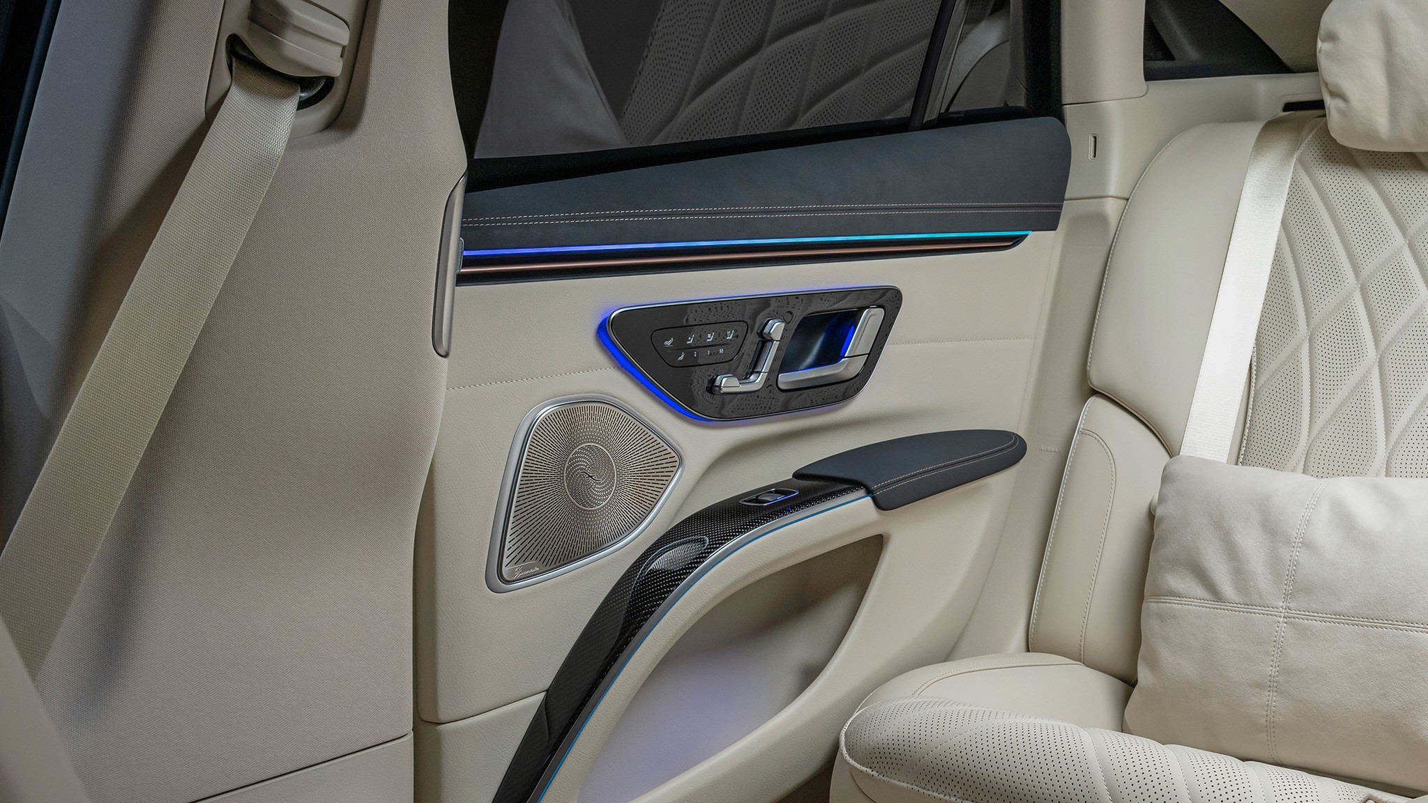 2025 Mercedes Benz EQS EV sedan 14