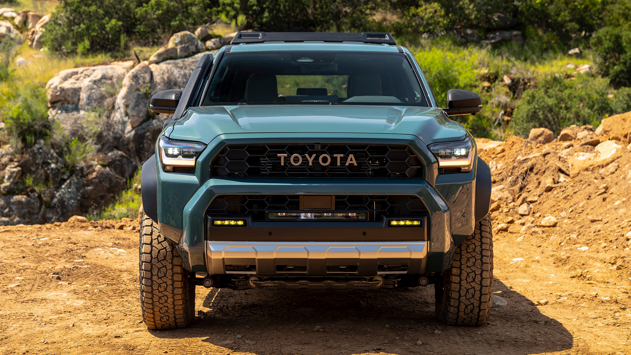 2025 Toyota 4Runner Trailhunter exterior 3