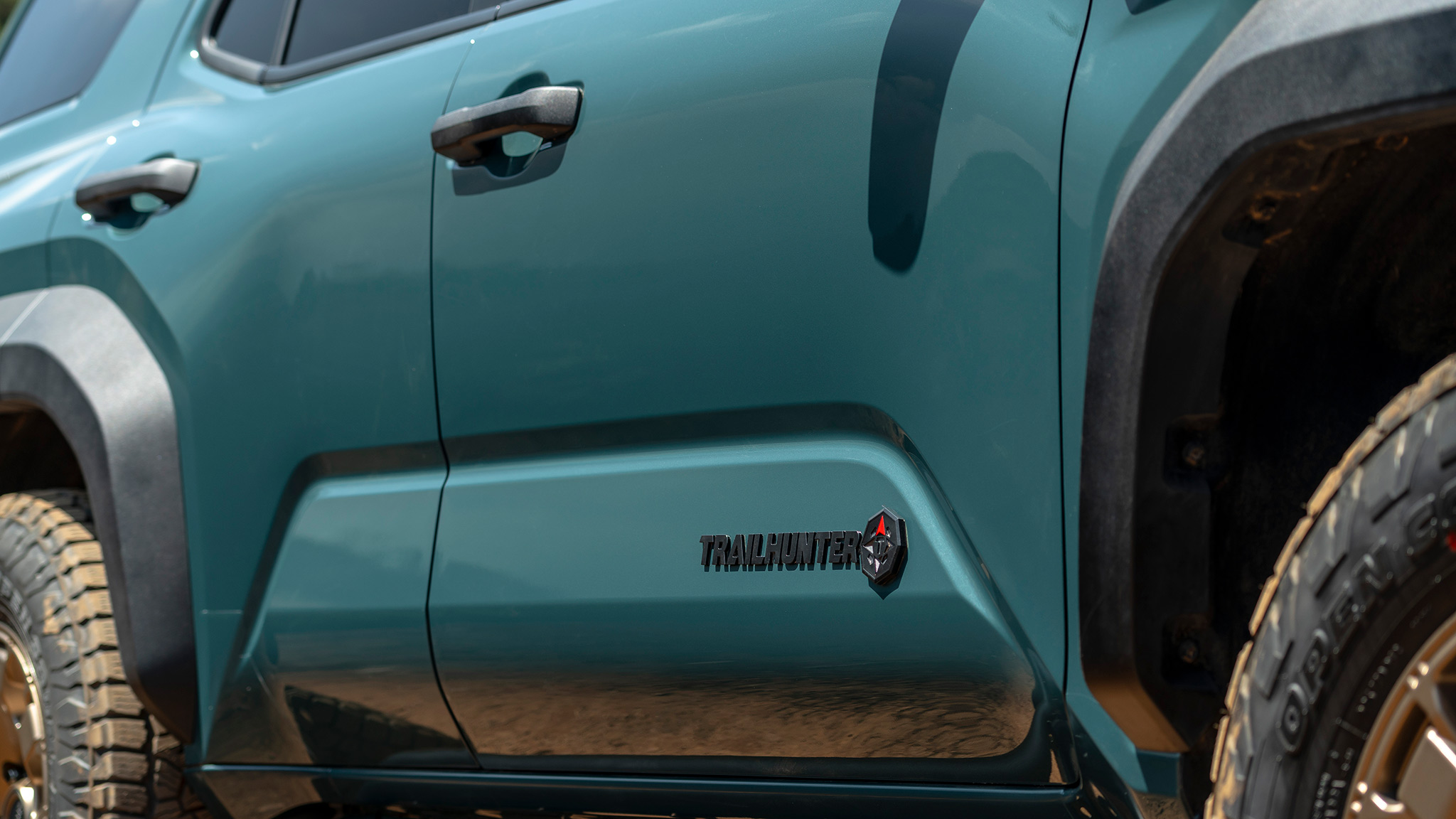 2025 Toyota 4Runner Trailhunter exterior 5