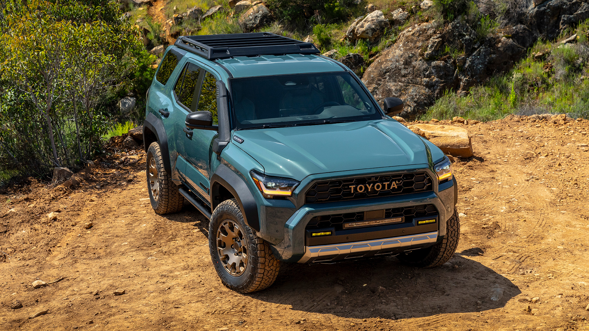 2025 Toyota 4Runner Trailhunter exterior 10