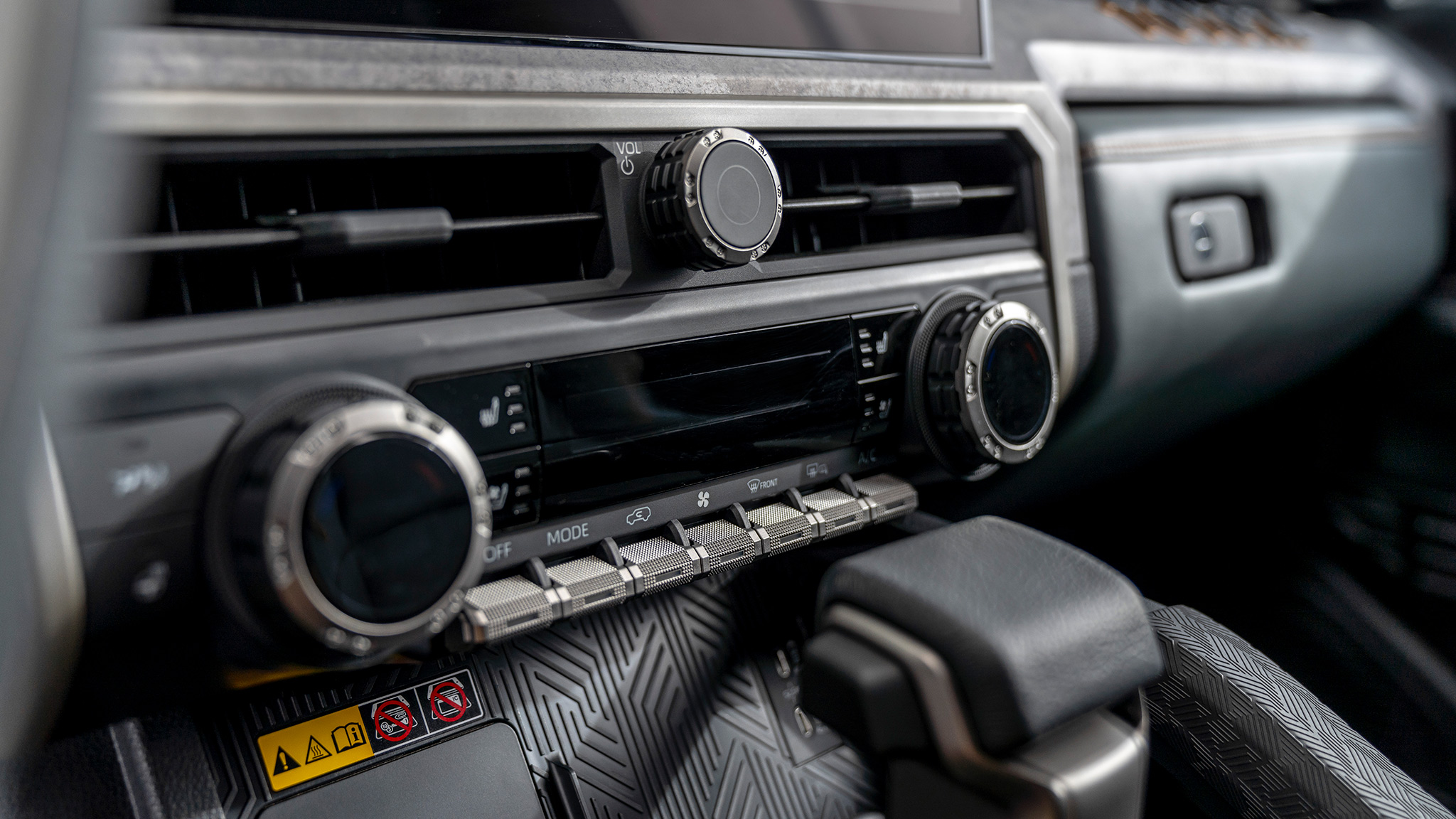 2025 Toyota 4Runner Trailhunter interior 4